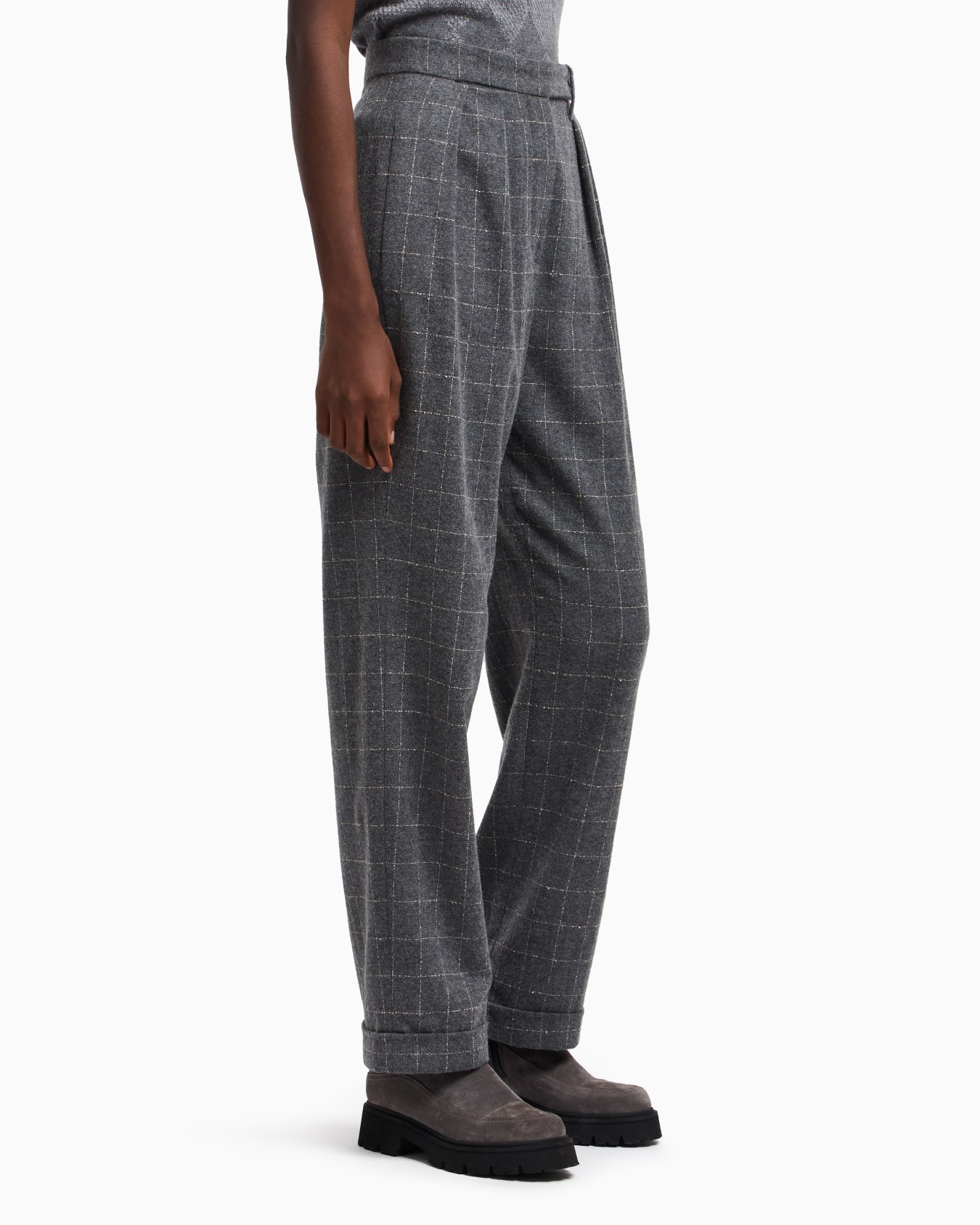 Icon check-motif flannel trousers with pleats Slide 3