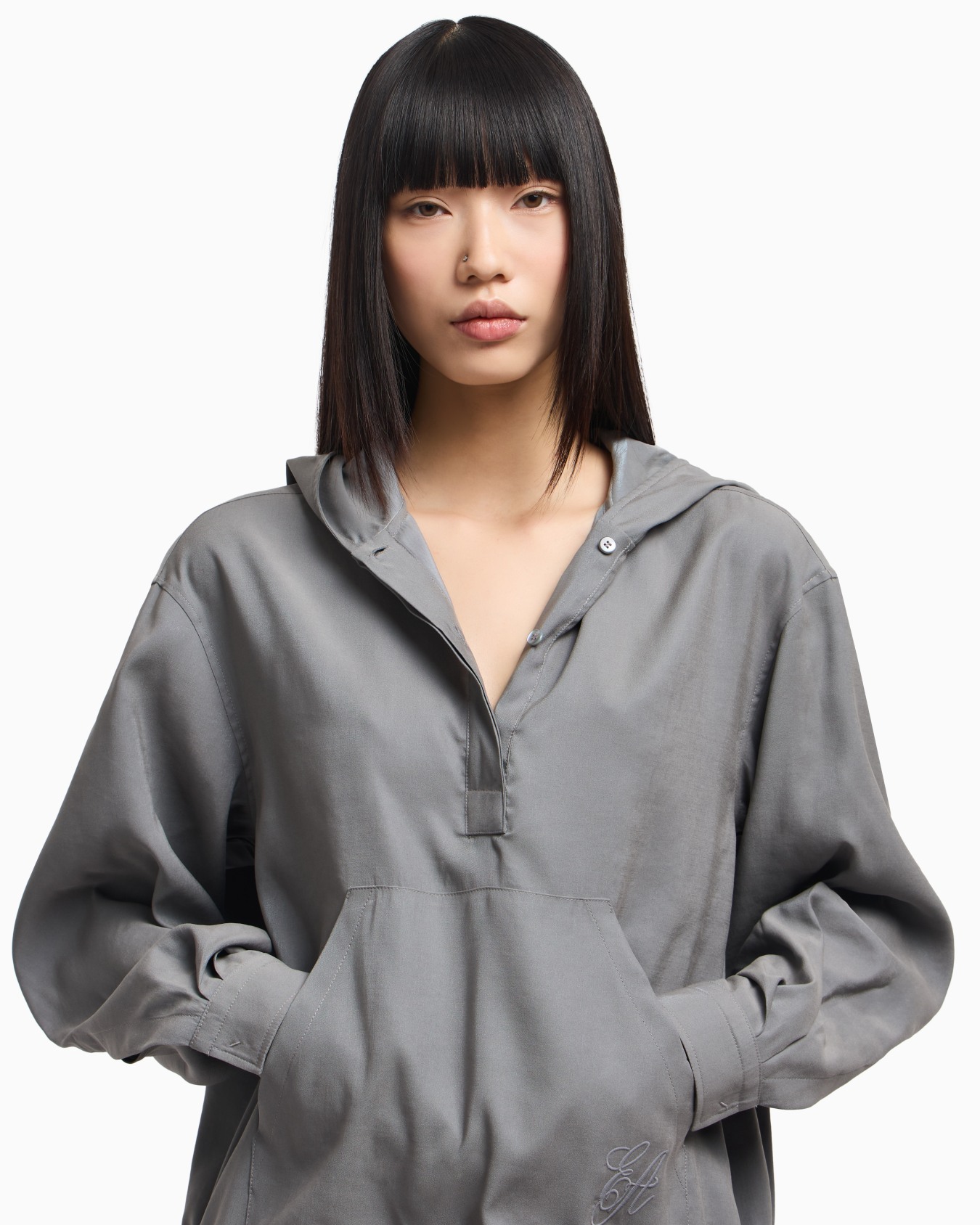Icon fluid modal-blend fabric hooded shirt Slide 5