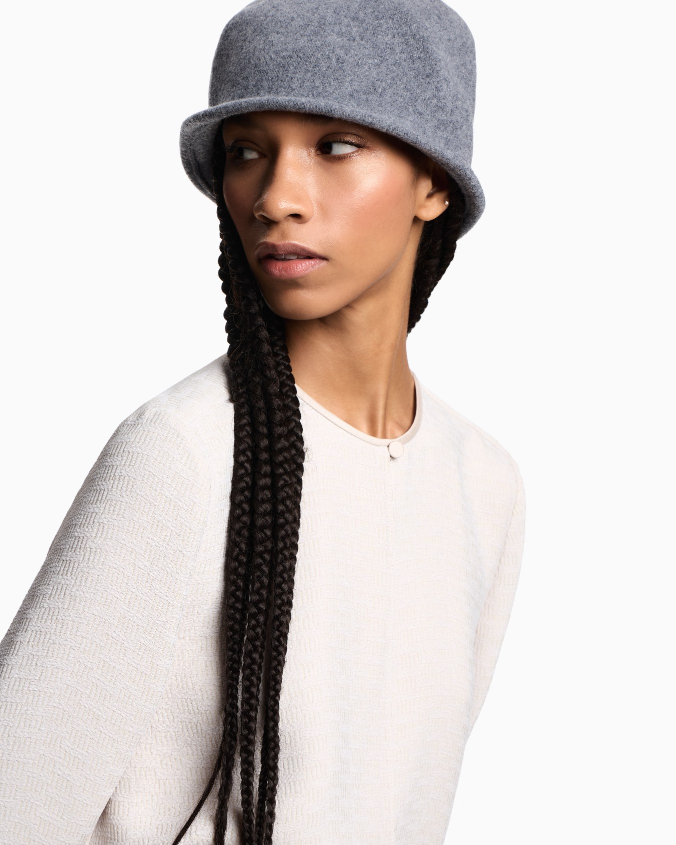 Cloche in lana Icon Slide 2