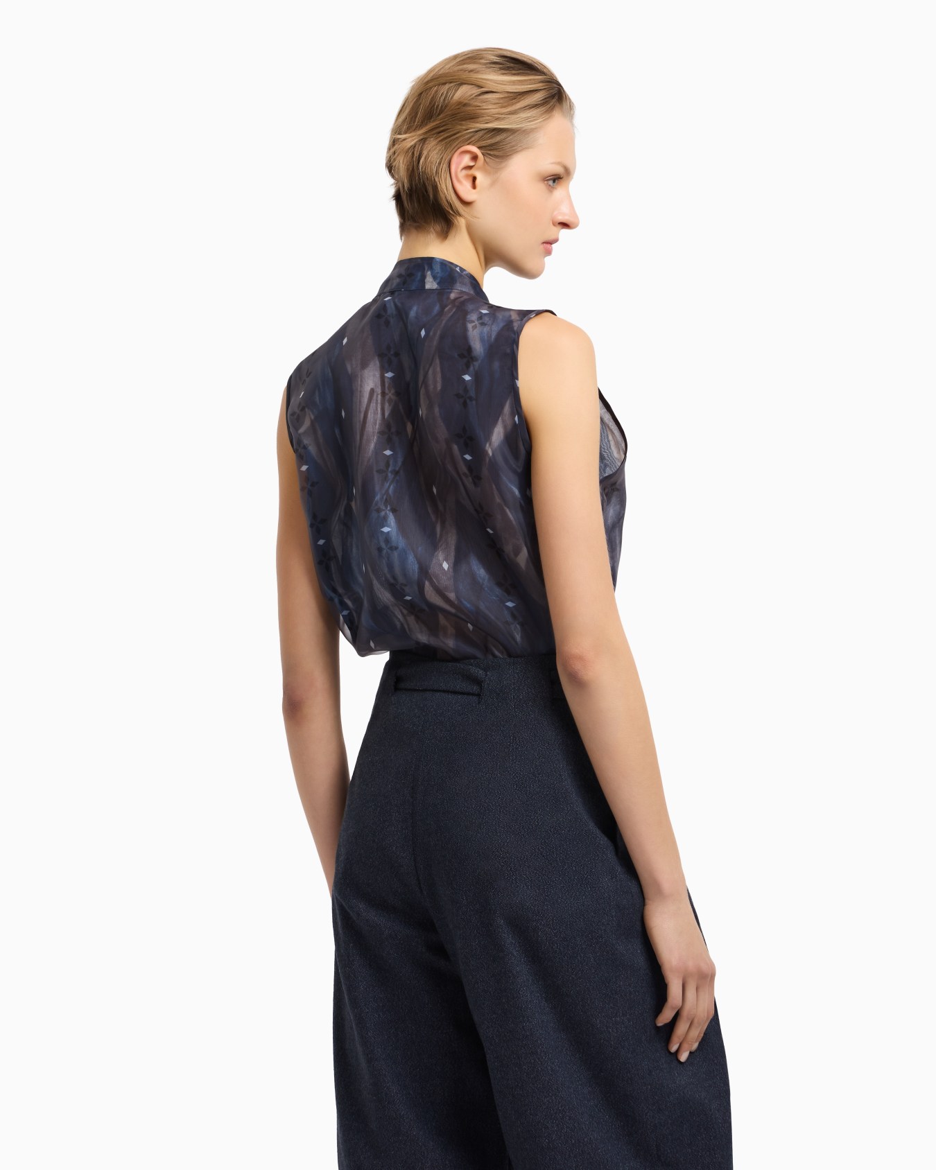 Jeu de Cartes technical organza sleeveless top Slide 3