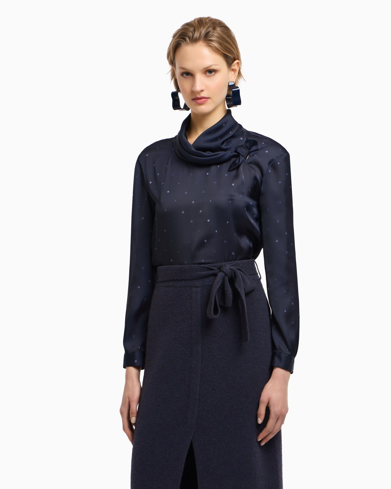 Satin foulard-collar blouse with polka-dot print Slide 4