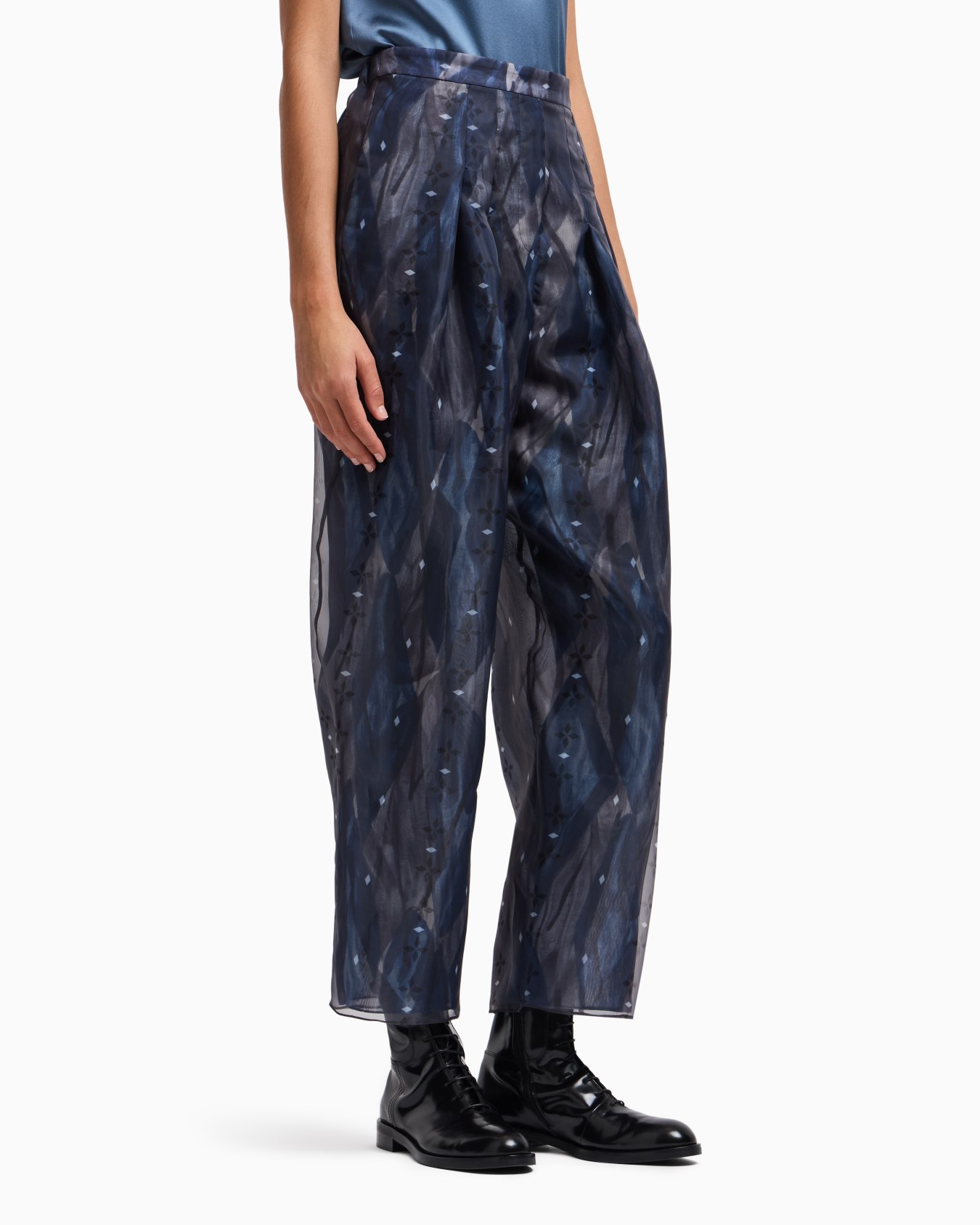 Jeu de Cartes technical organza pleated trousers Slide 4