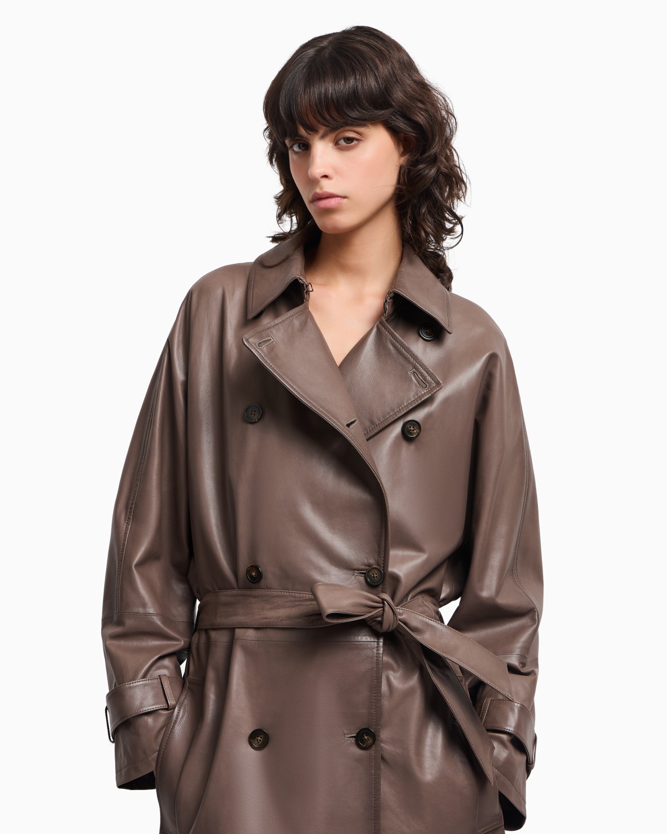 Trench-coat à double boutonnage avec ceinture en peau d’agneau Diapositive 4