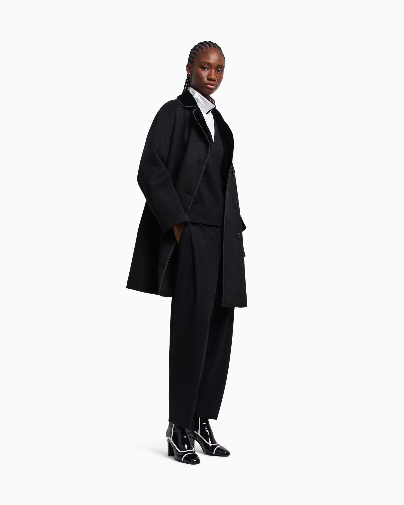 Stretch Milano-stitch fabric trousers with a pleat  Slide 2