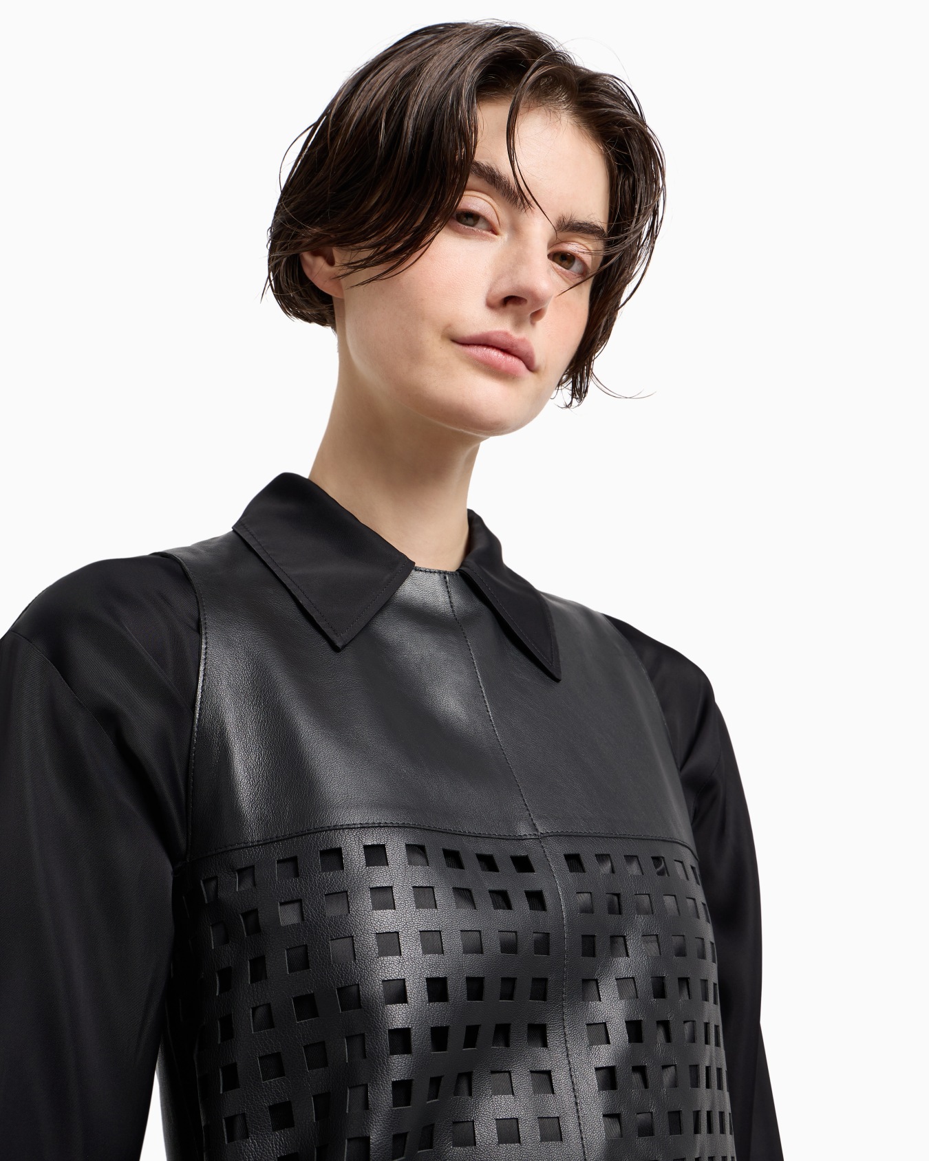 Vestido de napa vegetal cortado a láser cápsula Polygon Diapositiva 4