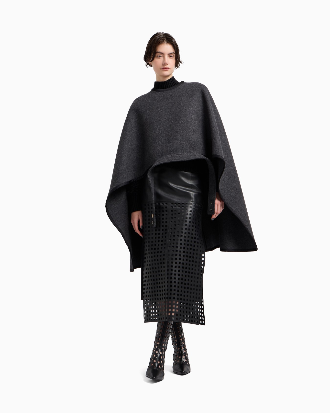 Gonna longuette in nappa vegetale con traforo laser cut Capsule Polygon Slide 3