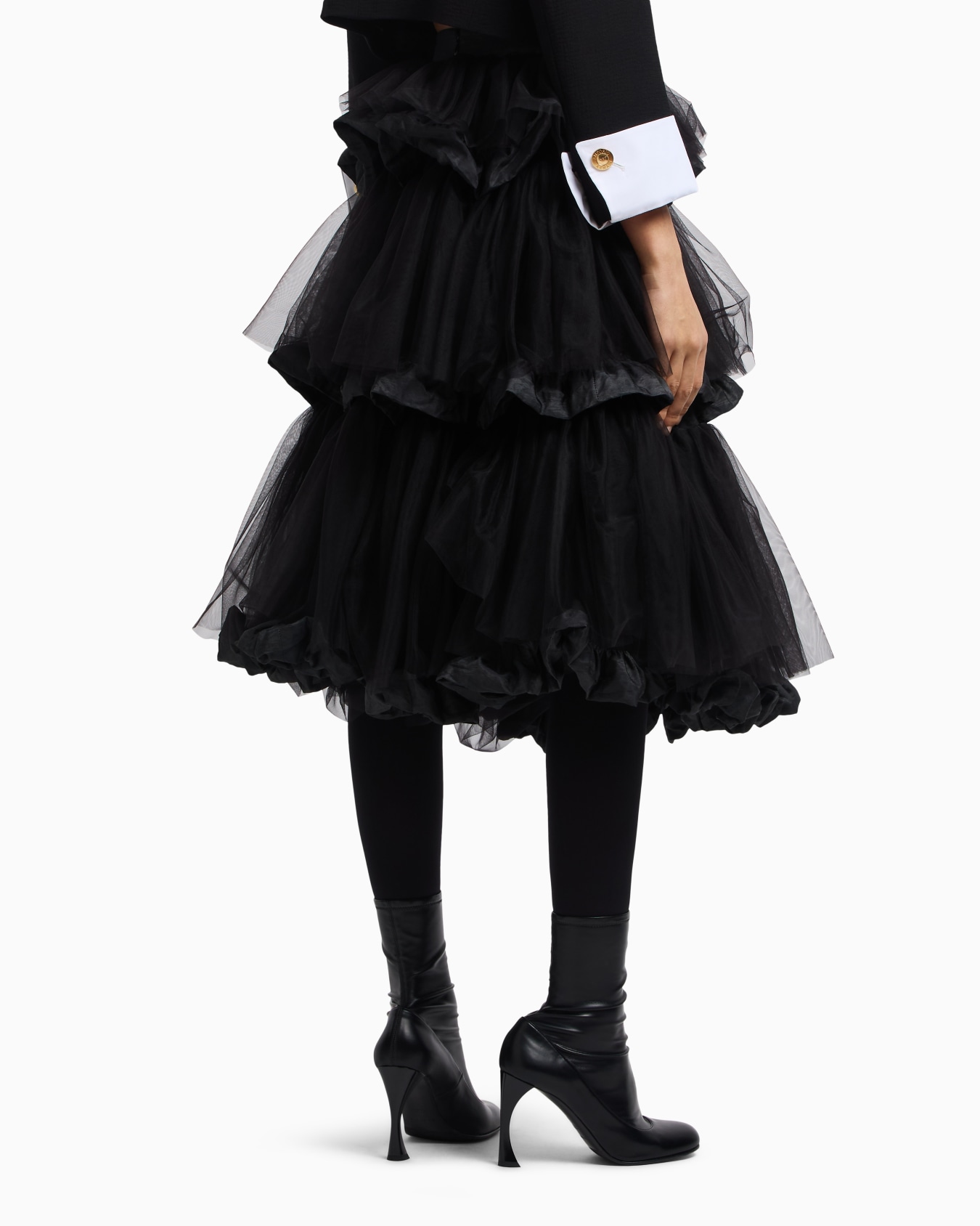 Skirt with ruffles in tulle and crinkle-effect memory fabric Slide 2
