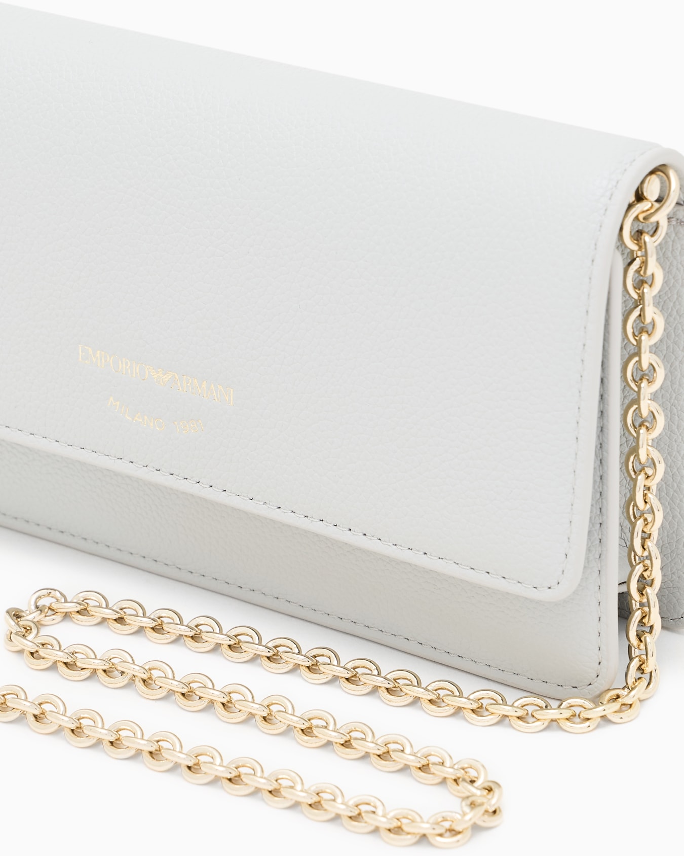 Mini bag in tumbled leather Slide 4