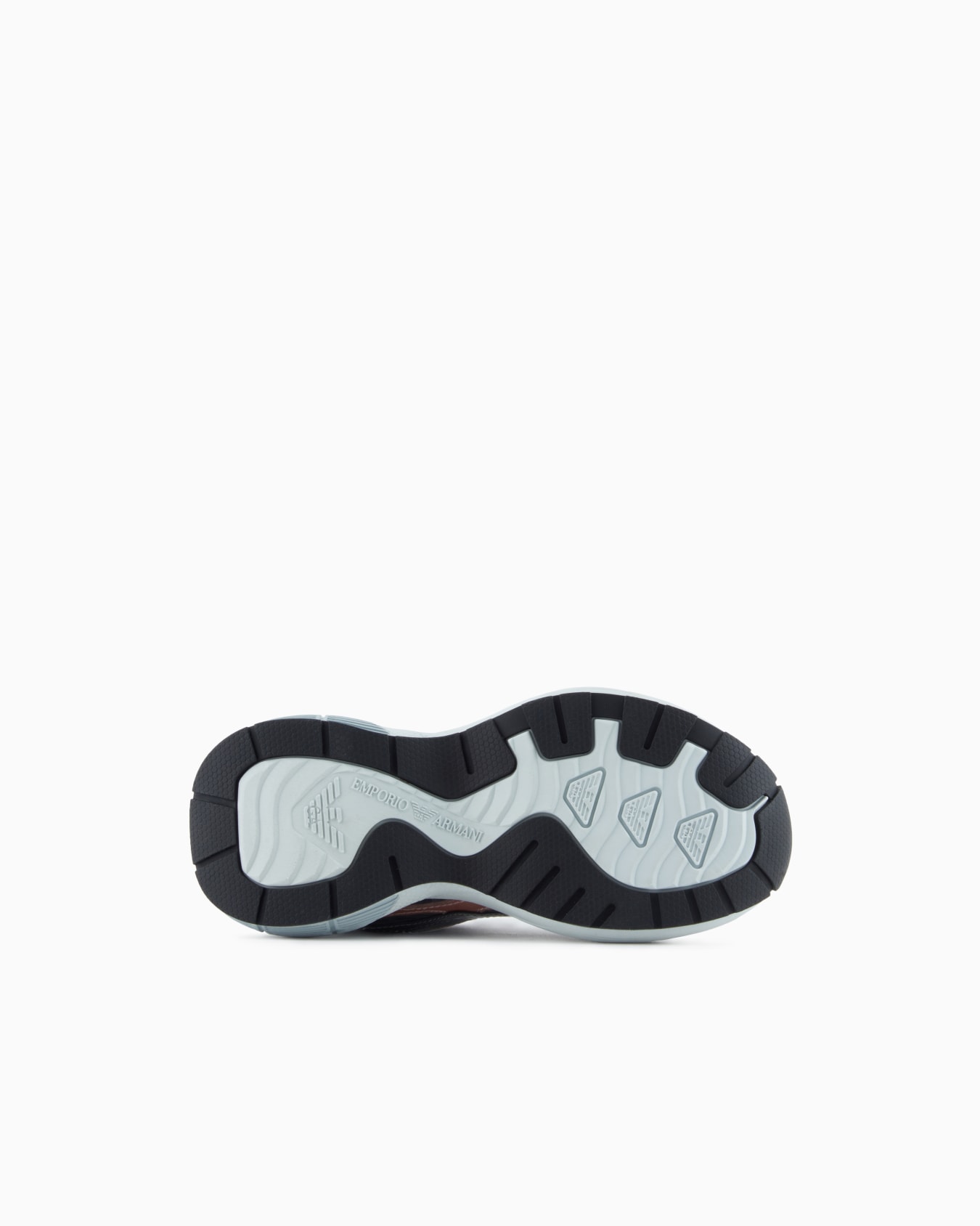Mesh sneakers with laminated details and signature logo Slide 5