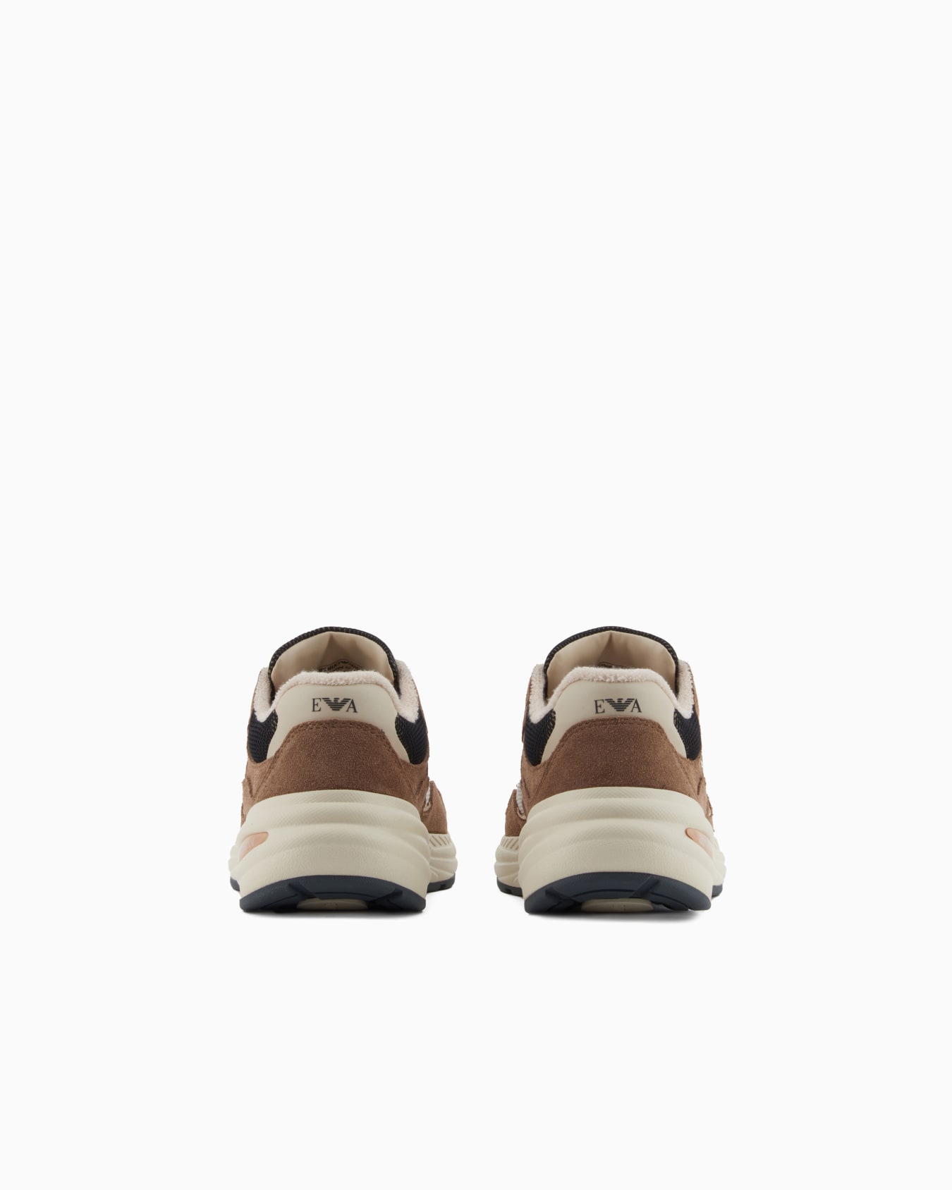 Mesh sneakers with suede details and an eagle logo Slide 3