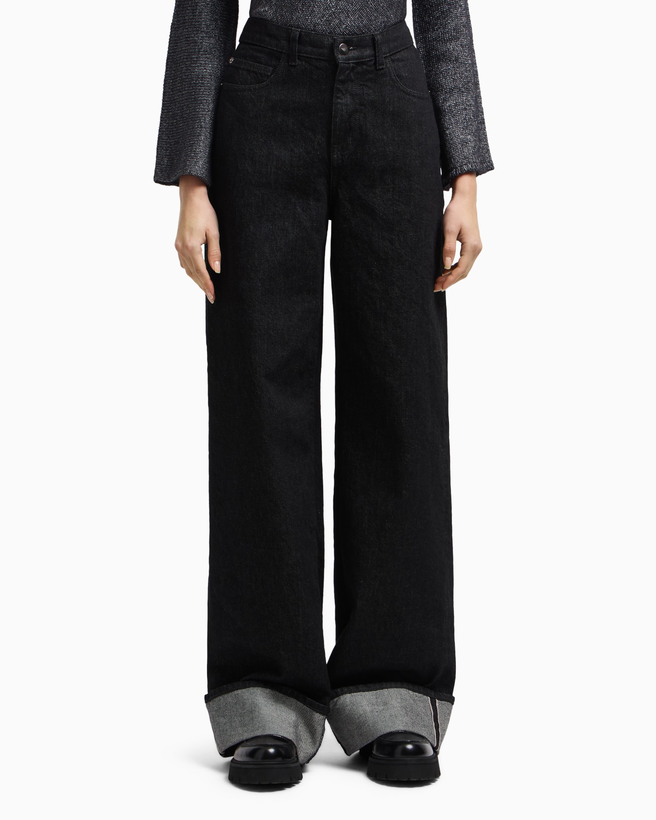Winter Urbanism capsule collection J8G relaxed-fit denim jeans Slide 4
