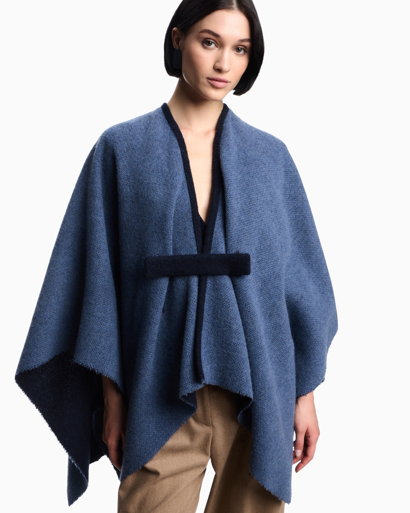 Double-sided wool cape Slide 4