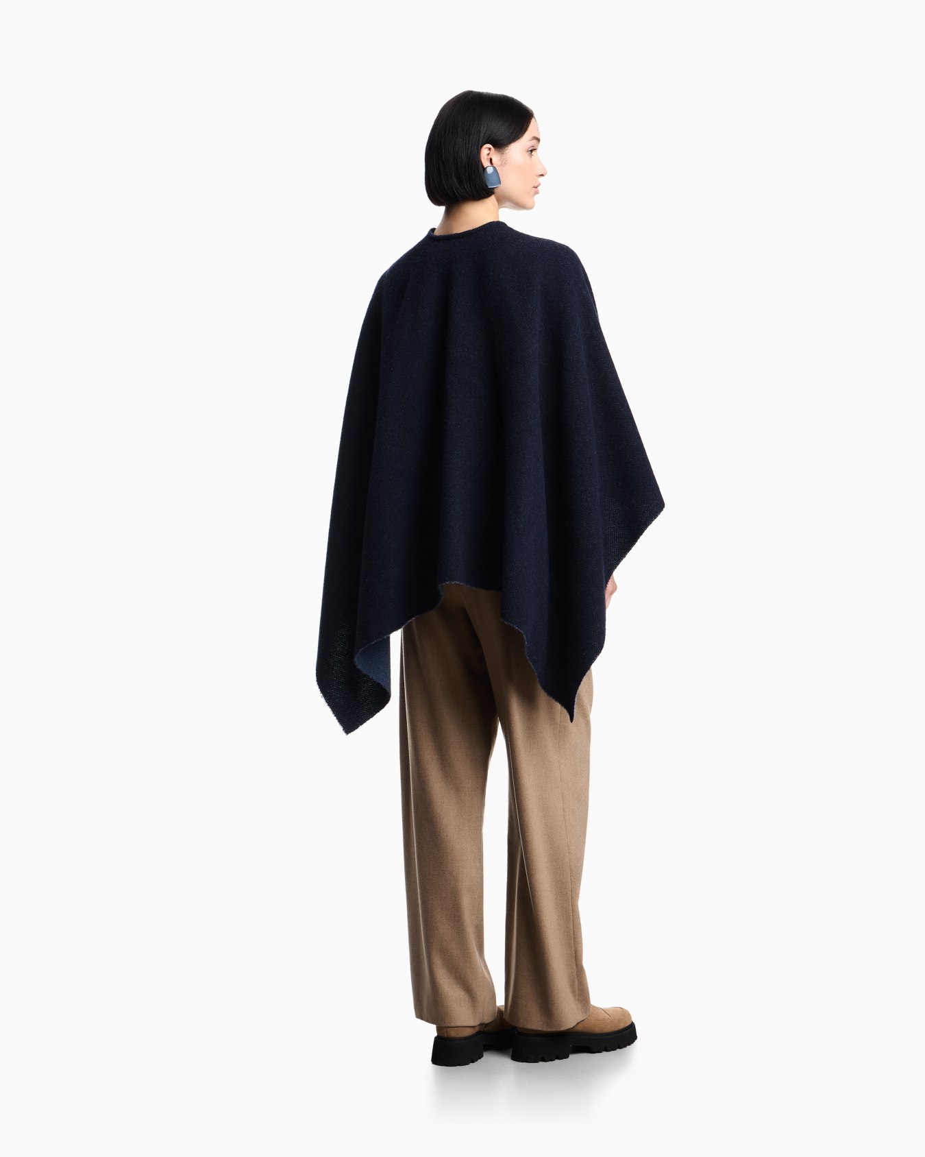 Double-sided wool cape Slide 2