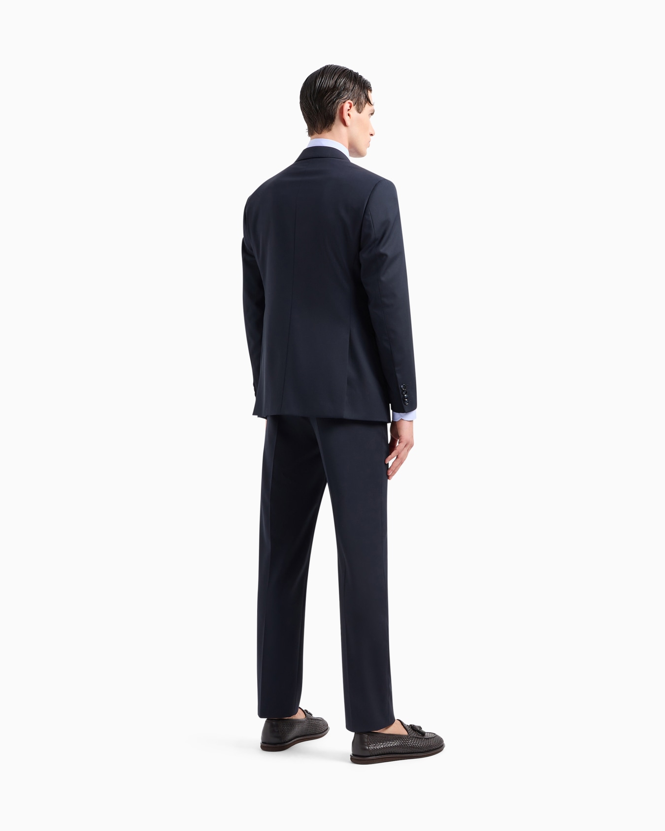 Single-breasted Soft line suit in virgin wool Slide 2