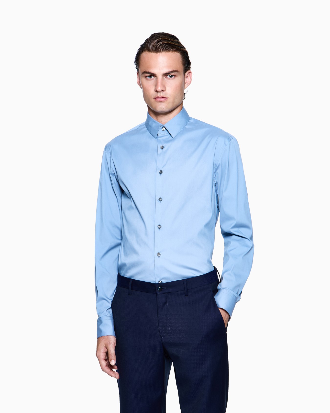 Slim-fit shirt in cotton poplin Slide 2