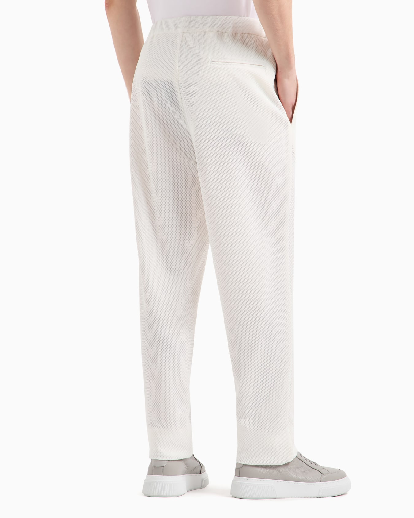 Pantalones sin pinzas de tejido gofrado técnico Diapositiva 2