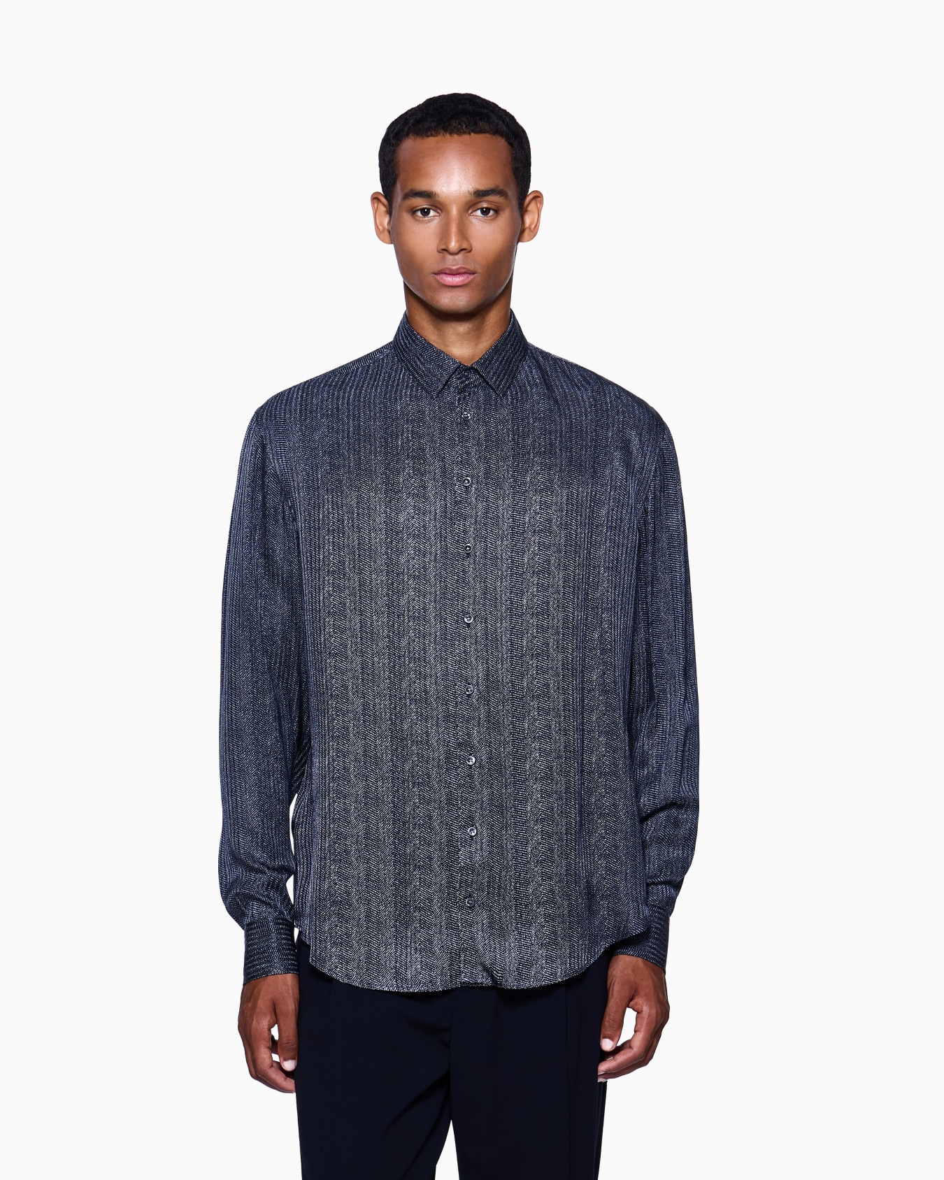Chemise coupe classique en viscose et soie imprimée Diapositive 3
