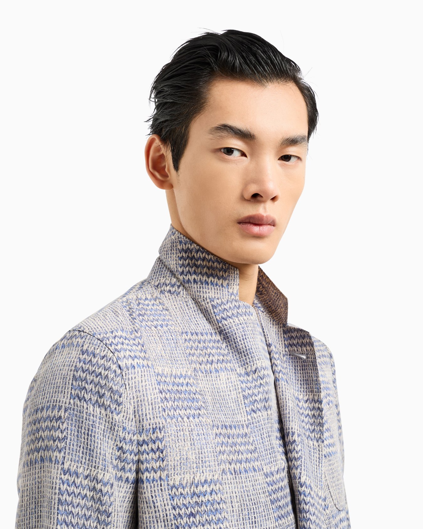 Upton line double-breasted jacket in printed cupro Slide 4