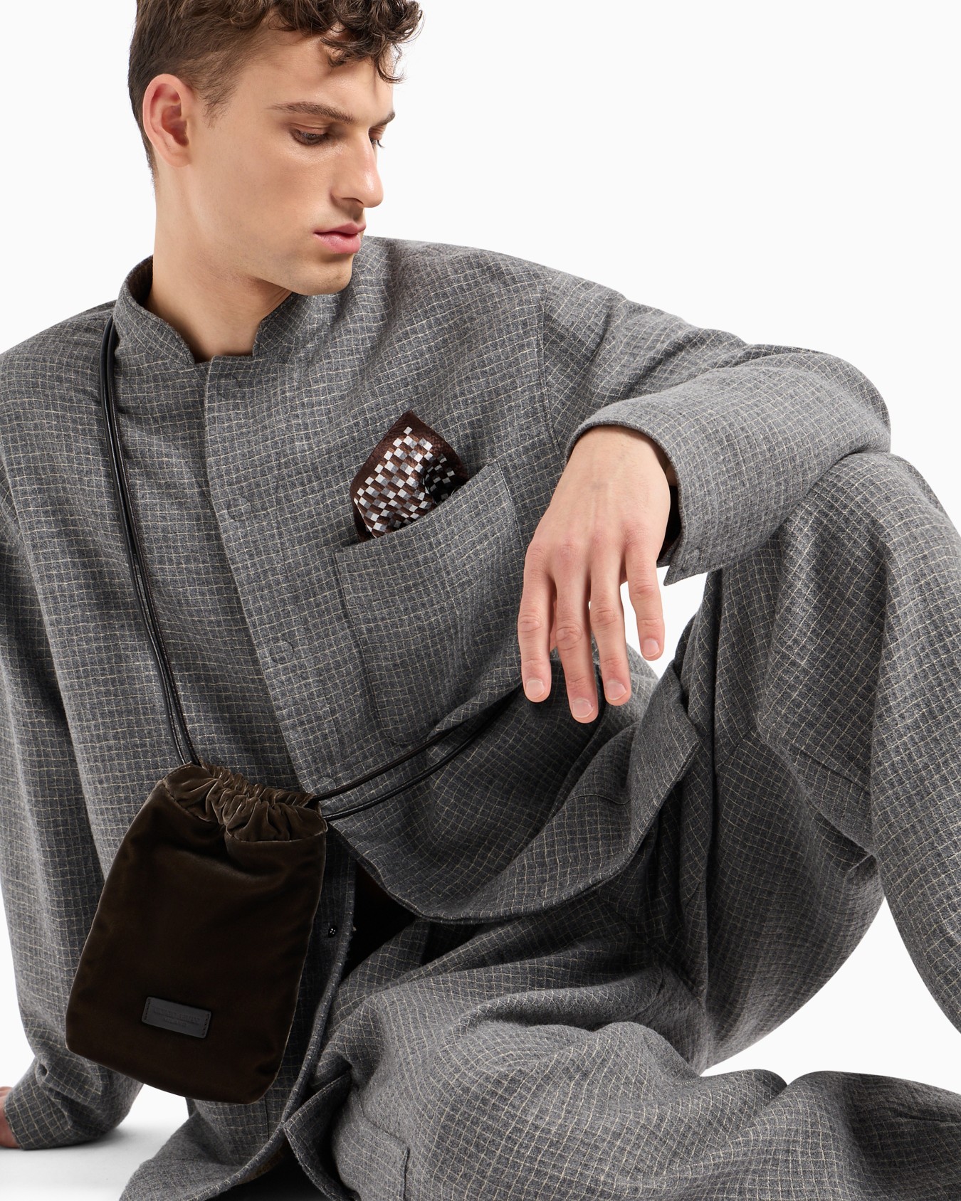 Pantalon cargo à pince simple en laine mélangée et fil métallisé Diapositive 6