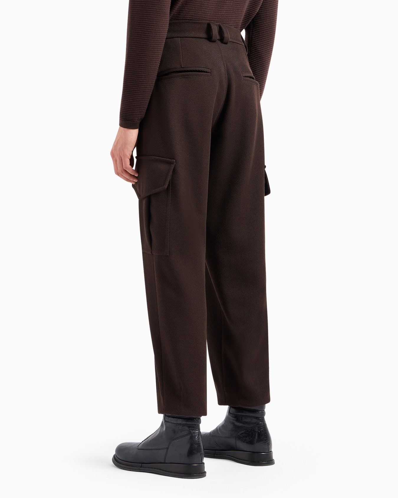 Single-pleat virgin wool cargo trousers Slide 3