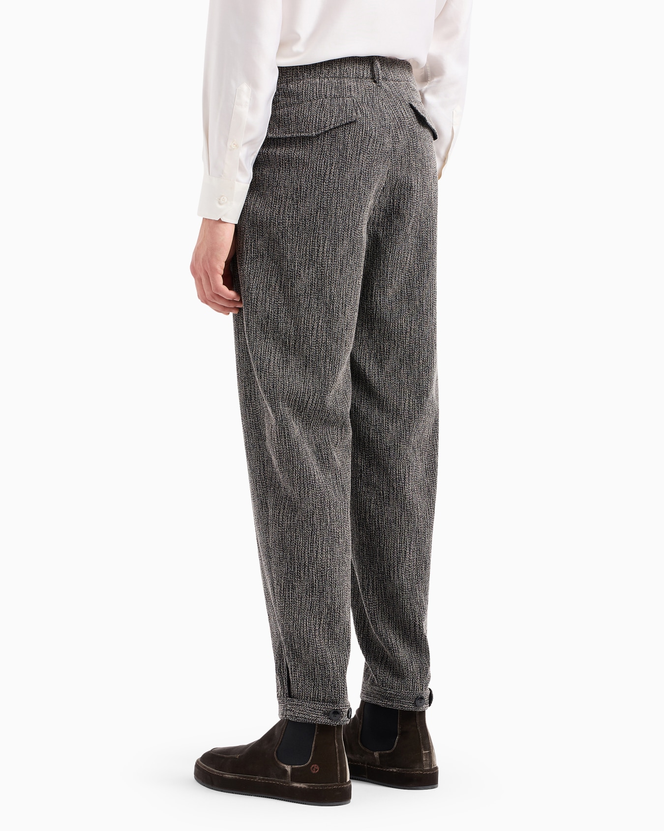 Pantalones con una pinza en paño de lana ligera Diapositiva 3