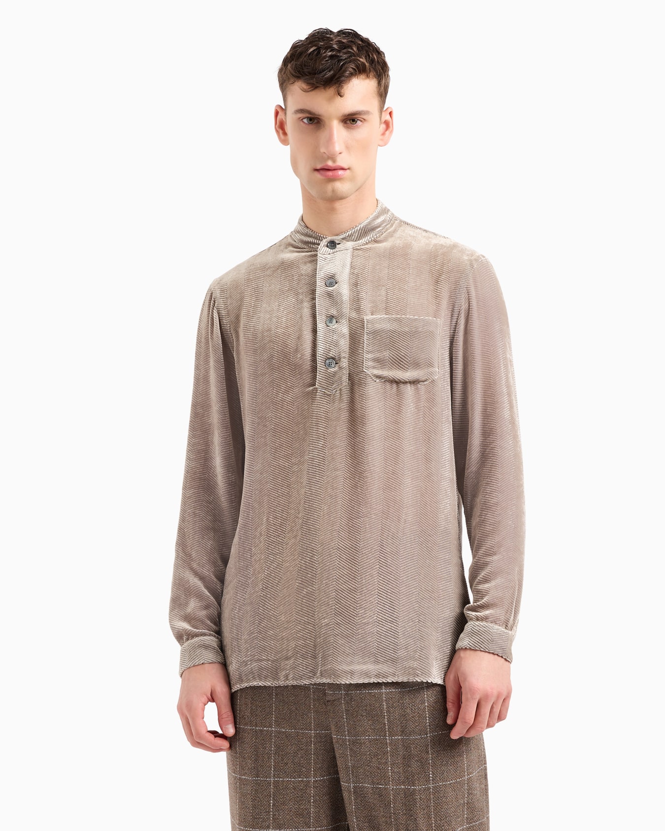 Shirt in devoré velvet with a chevron motif Slide 1