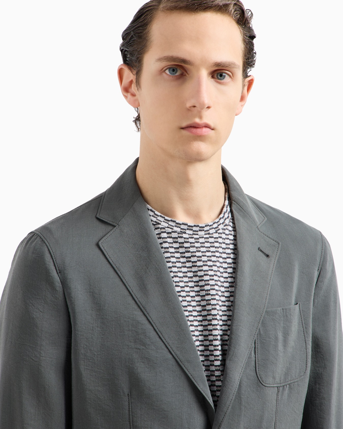 Upton Line single-breasted jacket in washed silk Slide 4