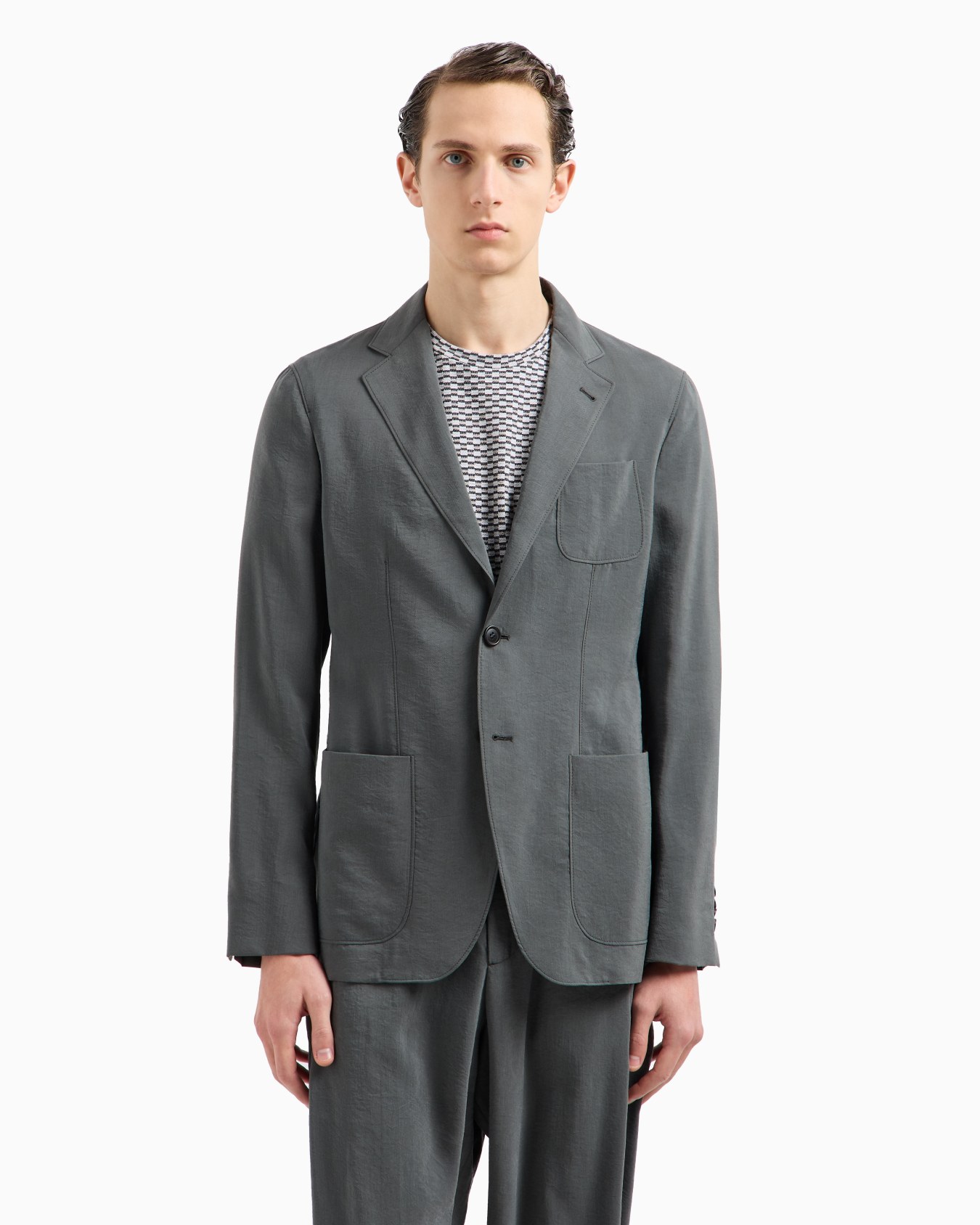 Upton Line single-breasted jacket in washed silk Slide 3
