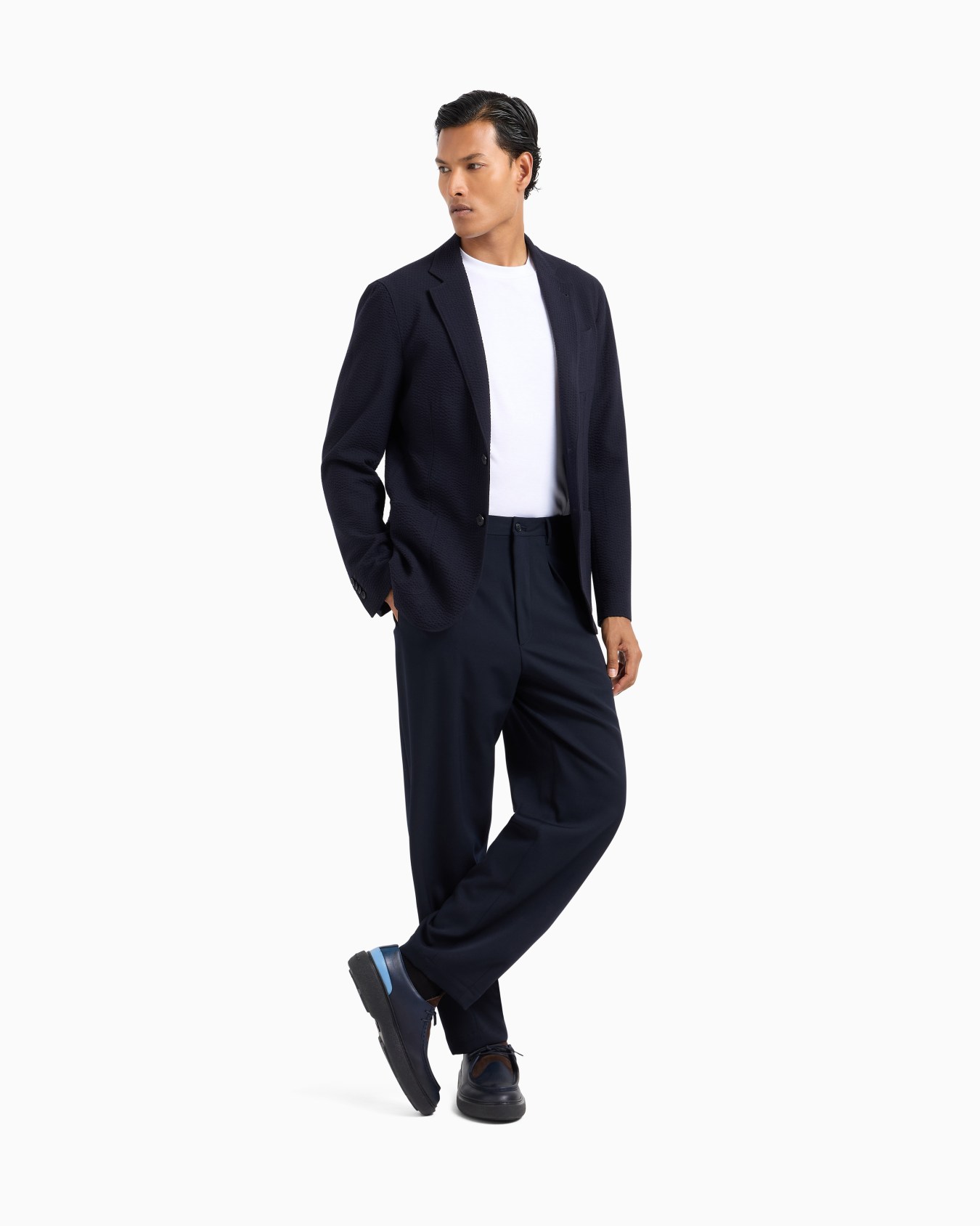 Upton line single-breasted jacket in virgin wool and cashmere seersucker Slide 1