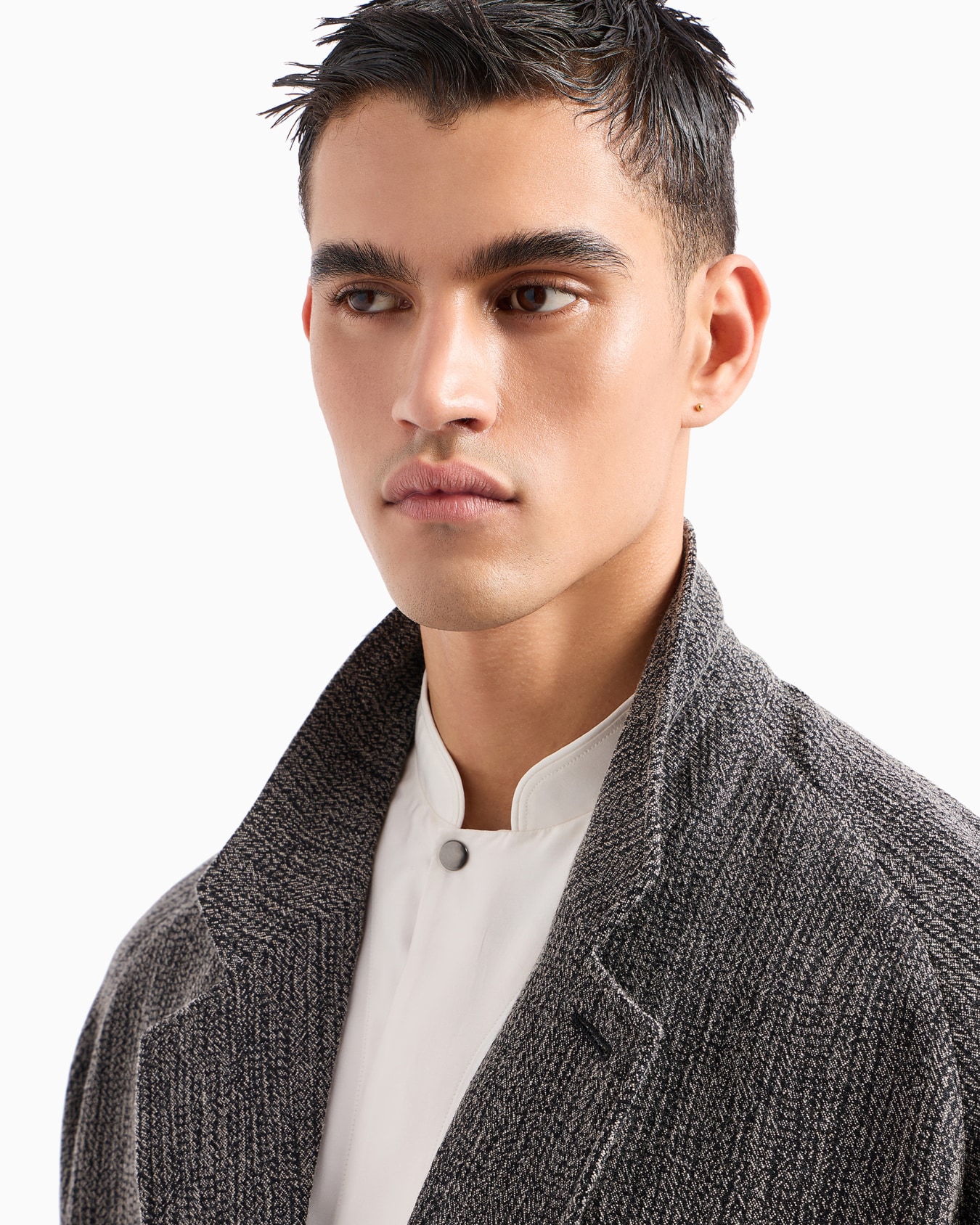 Einreihige Hemdjacke aus einer Mischung aus Viskose und Wolle in Jacquard-Verarbeitung Folie 5