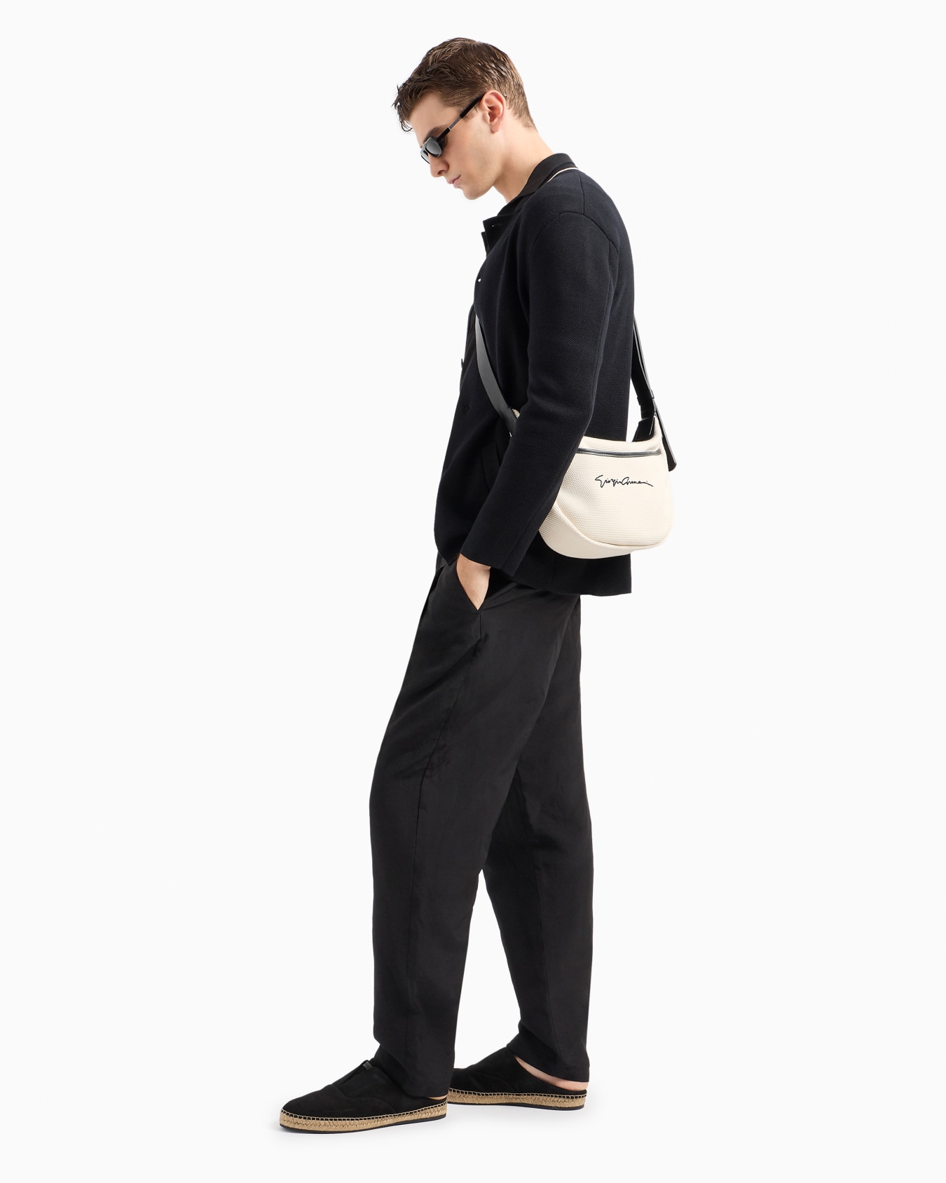 Long-sleeved polo shirt in pure linen jersey Slide 4