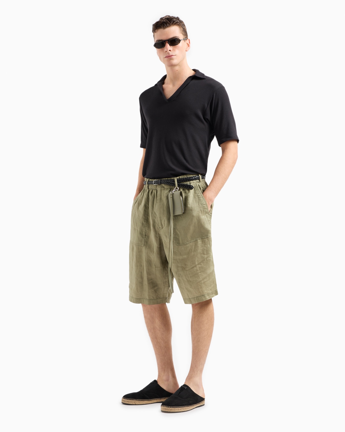 Linen canvas Bermuda shorts Slide 4
