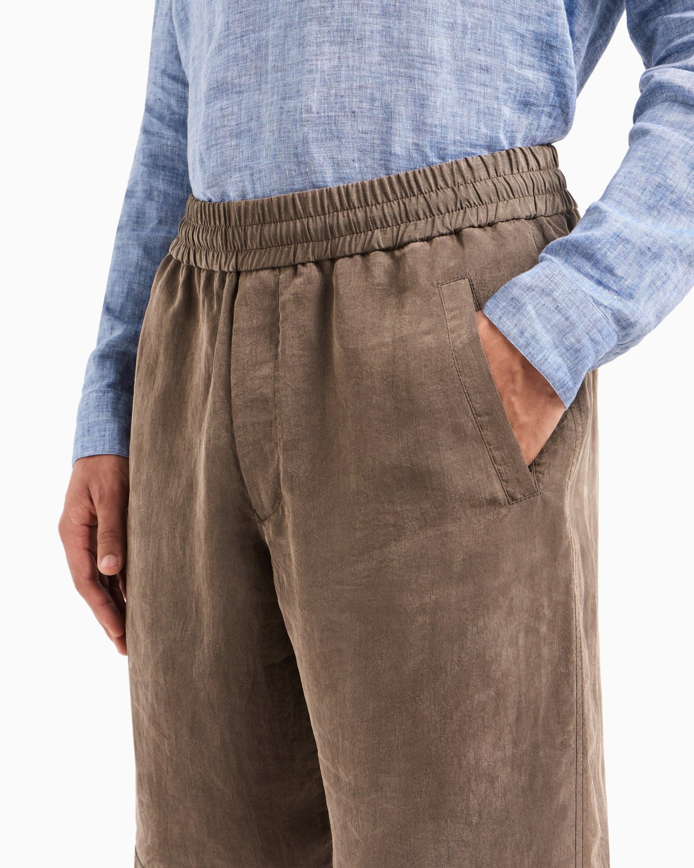 Washed Lyocell canvas bermuda shorts Slide 5