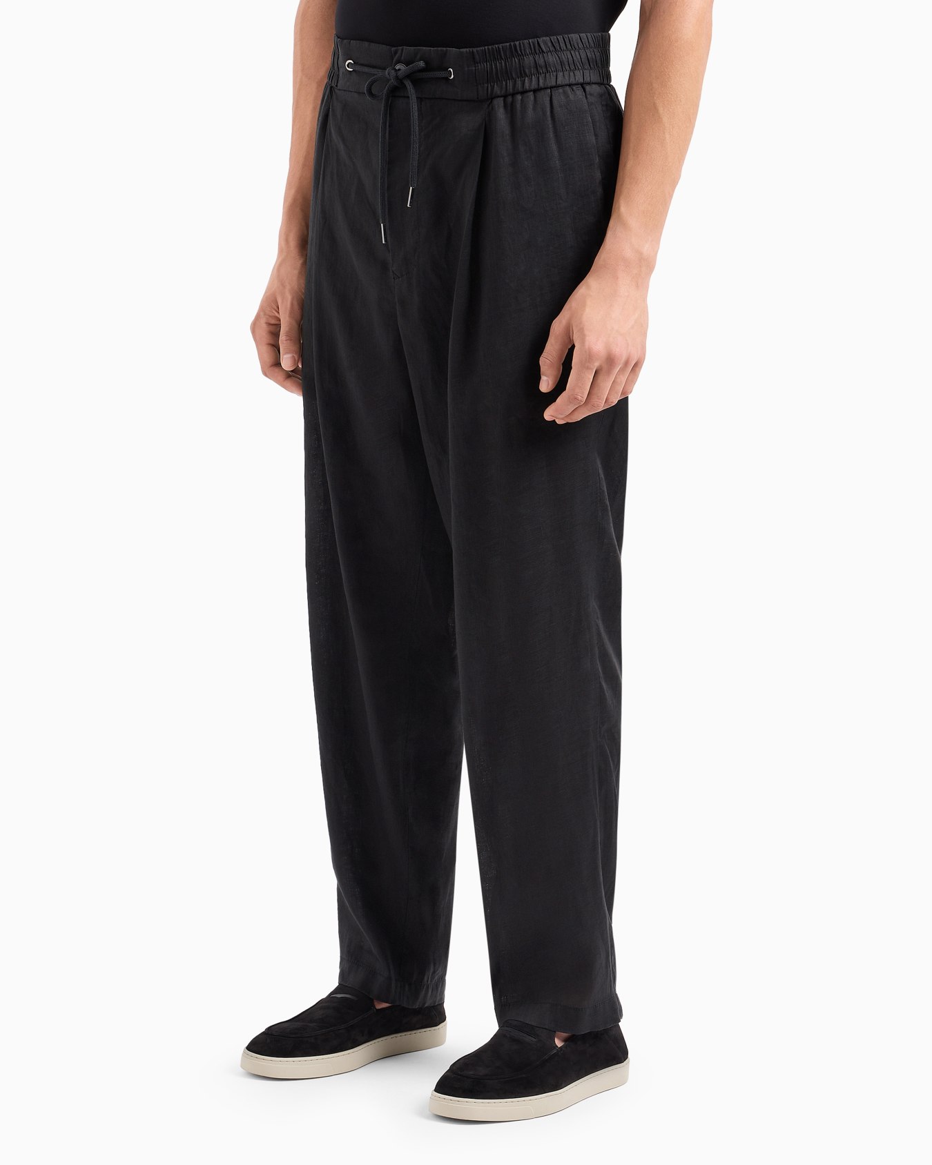 Single-pleat, linen-canvas trousers Slide 2