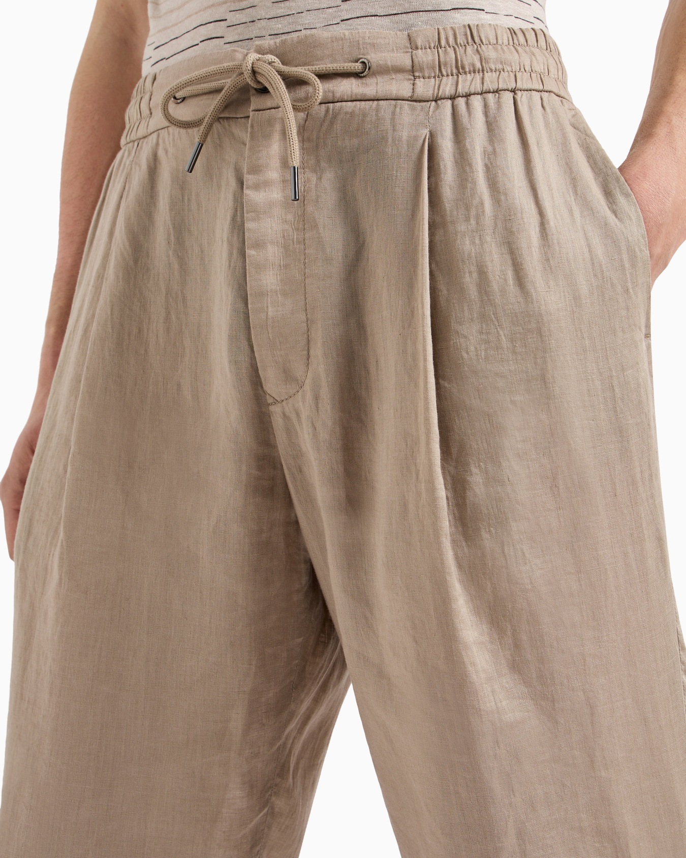 Hose mit Bundfalte aus Leinen-Canvas Folie 4