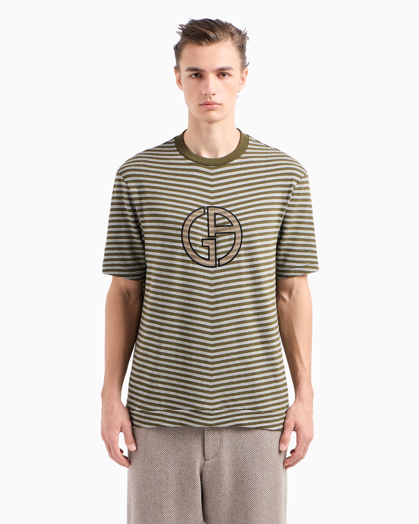 Camiseta de cuello redondo en viscosa elástica con chevrón en tejido jacquard Diapositiva 2