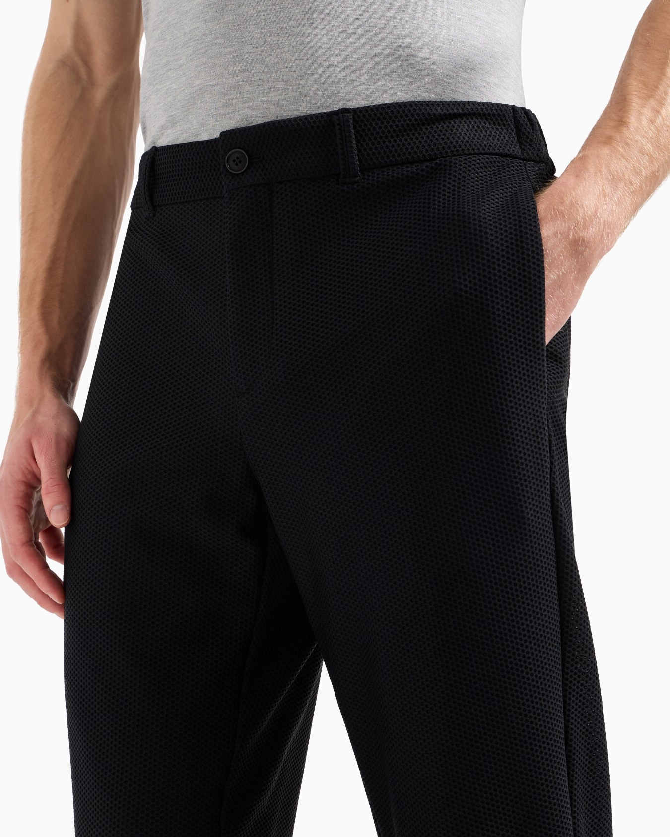Pantalon sans pince en tissu gaufré technique Diapositive 4