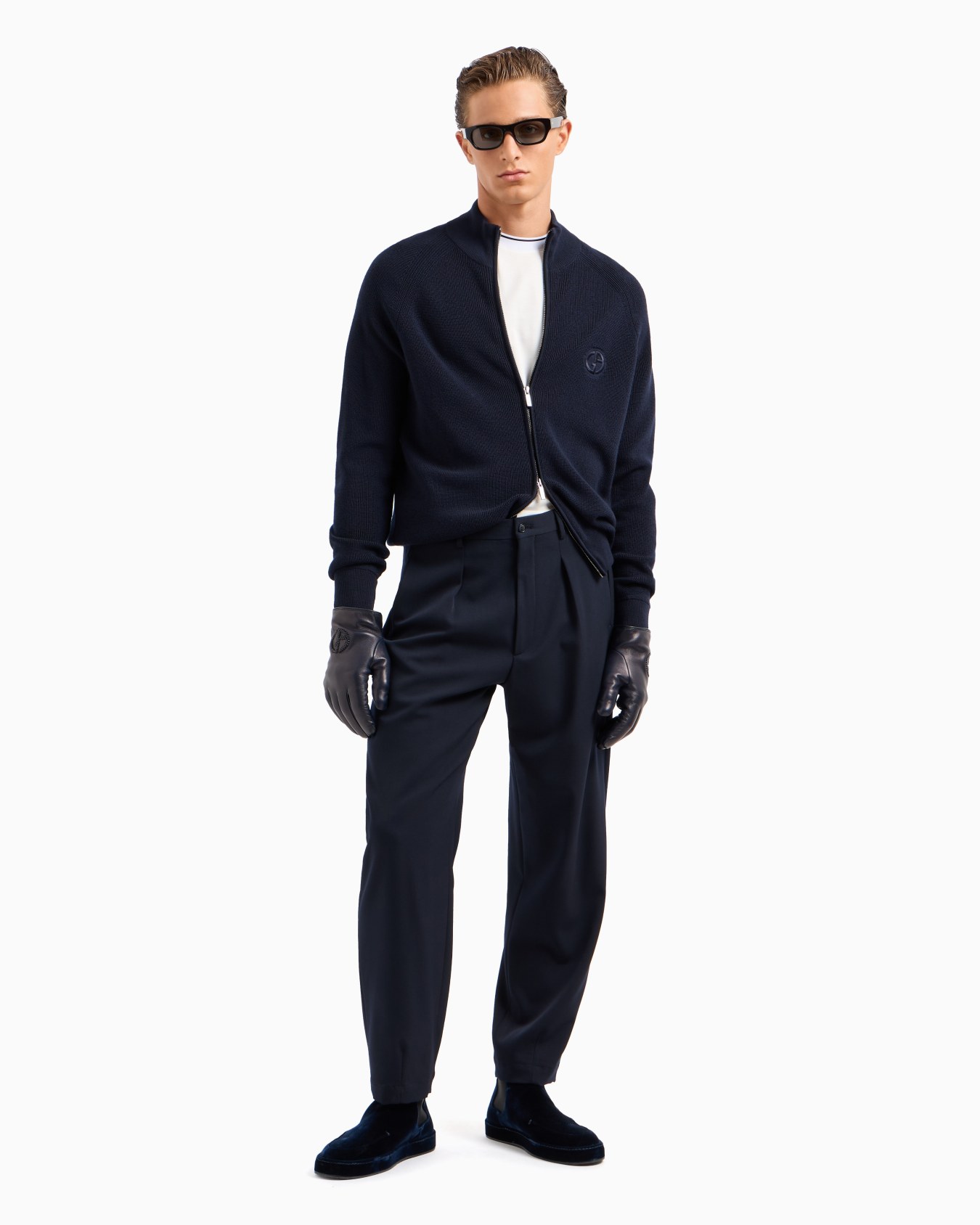 Virgin-wool, zip-up cardigan Slide 3