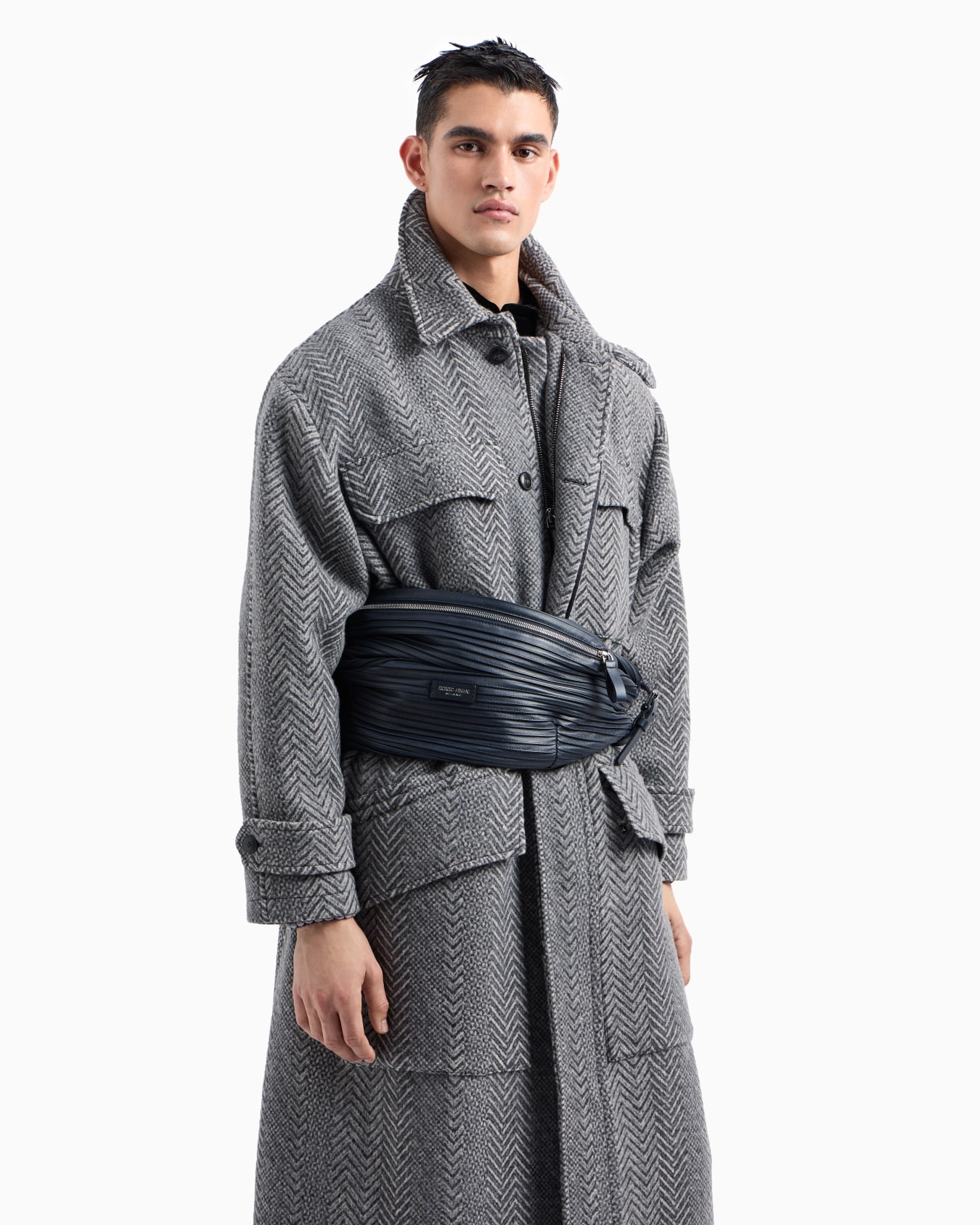 Langer Mantel aus Schurwolle und Kaschmir mit Zickzack-Muster in Jacquard-Stoff-Verarbeitung Folie 7