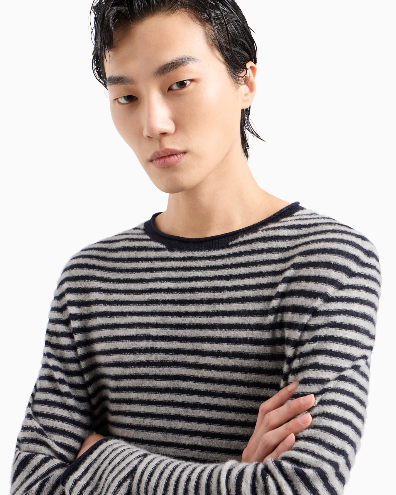 Crew-neck jumper in virgin wool, cashmere and bouclé silk Slide 5