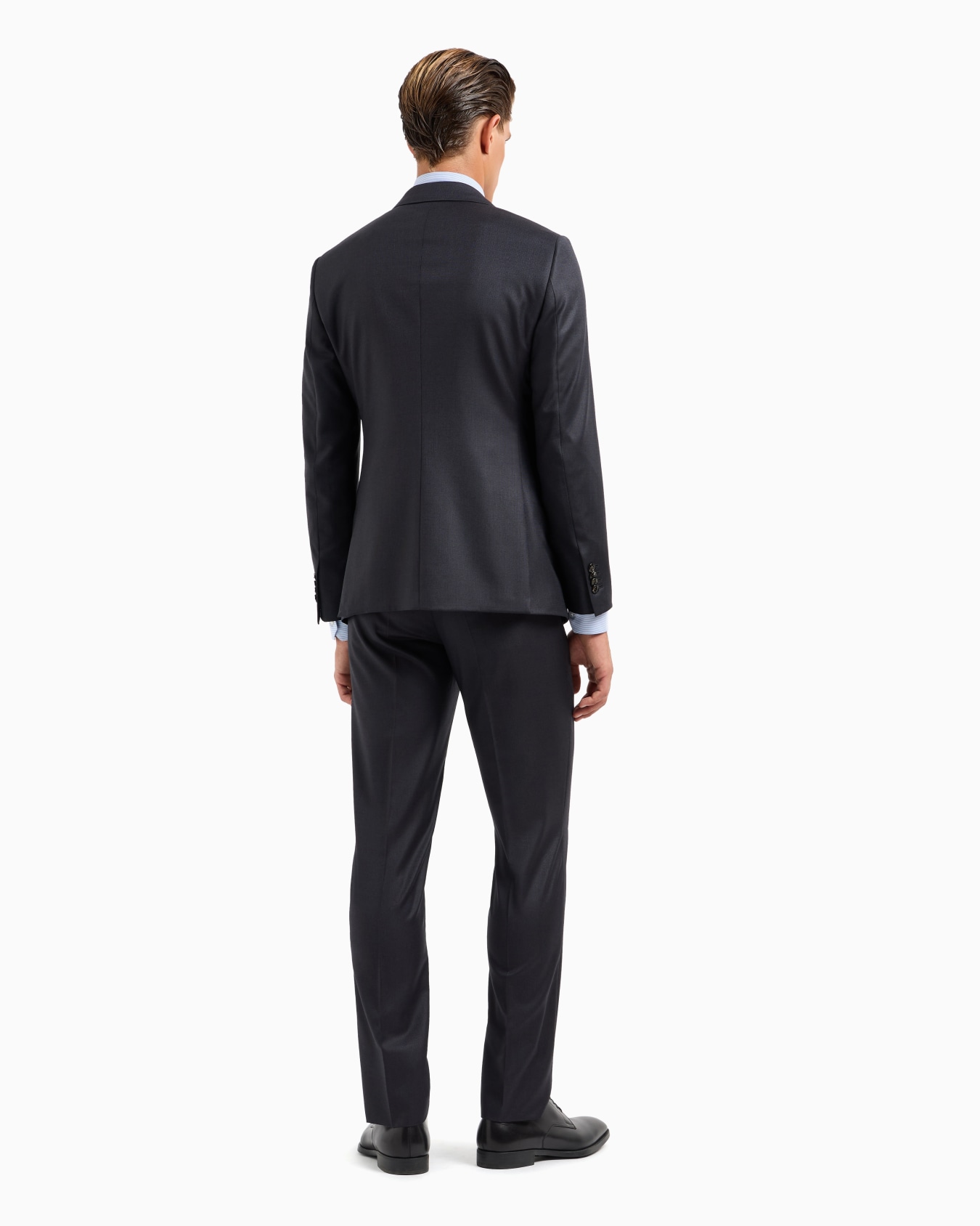Manhattan Line virgin-wool single-breasted suit with a micro-check motif Slide 2