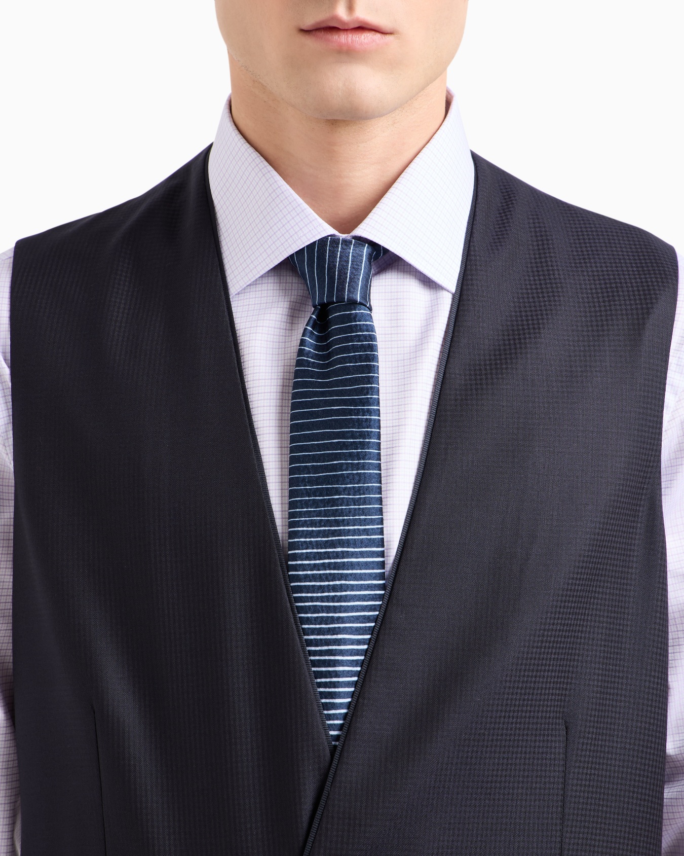 Camisa regular fit de algodón de lujo con microcuadros Diapositiva 4