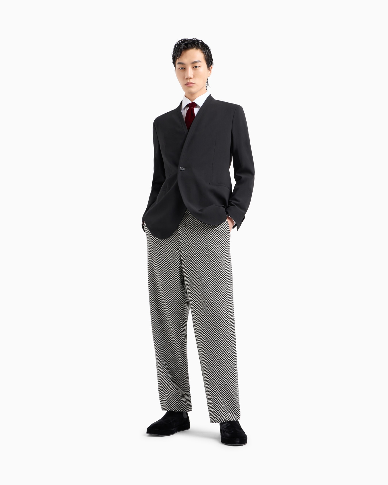 Camisa regular fit en sarga de algodón de máxima calidad Diapositiva 2