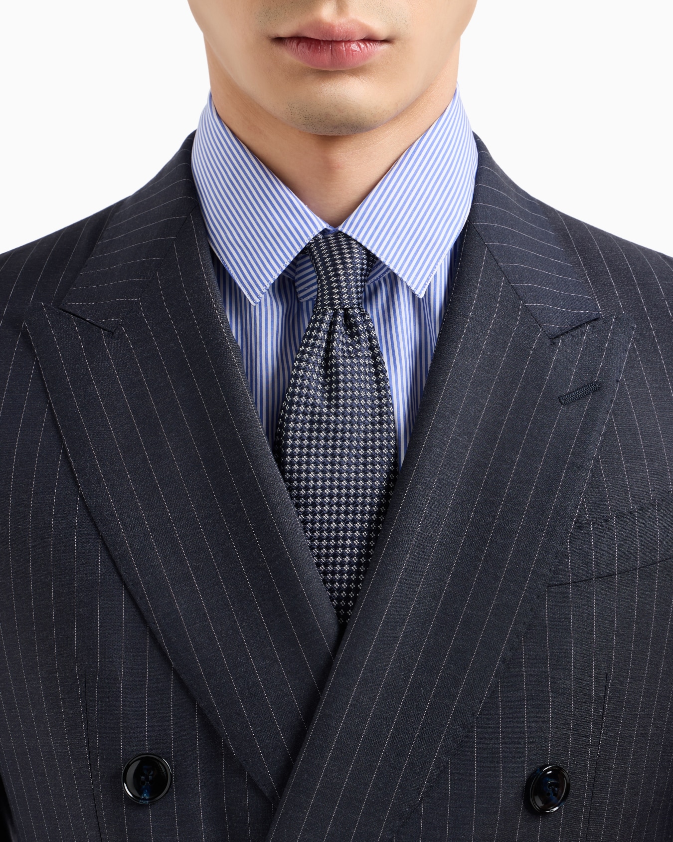 Napoli Line double-breasted pinstriped suit in virgin wool Slide 3