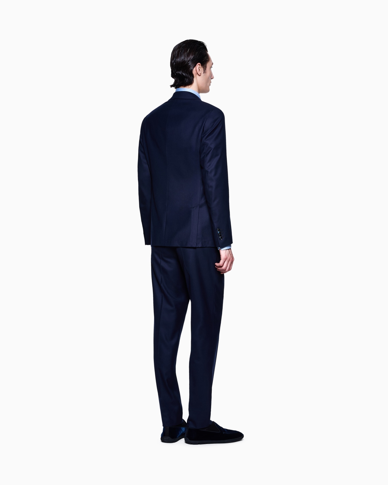 Regular Fit Suits Slide 2