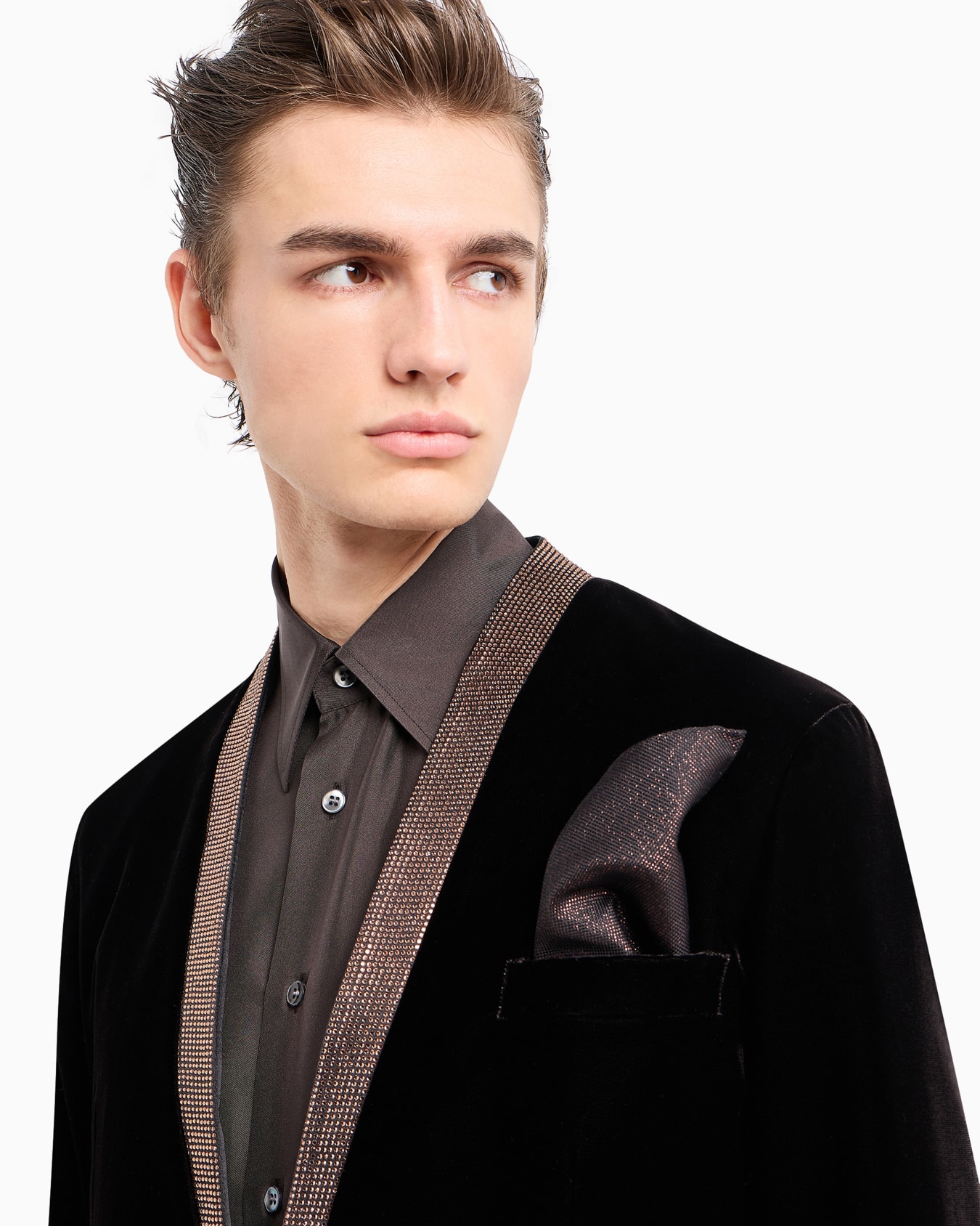 Giorgio’s velvet single-breasted tuxedo jacket Slide 5