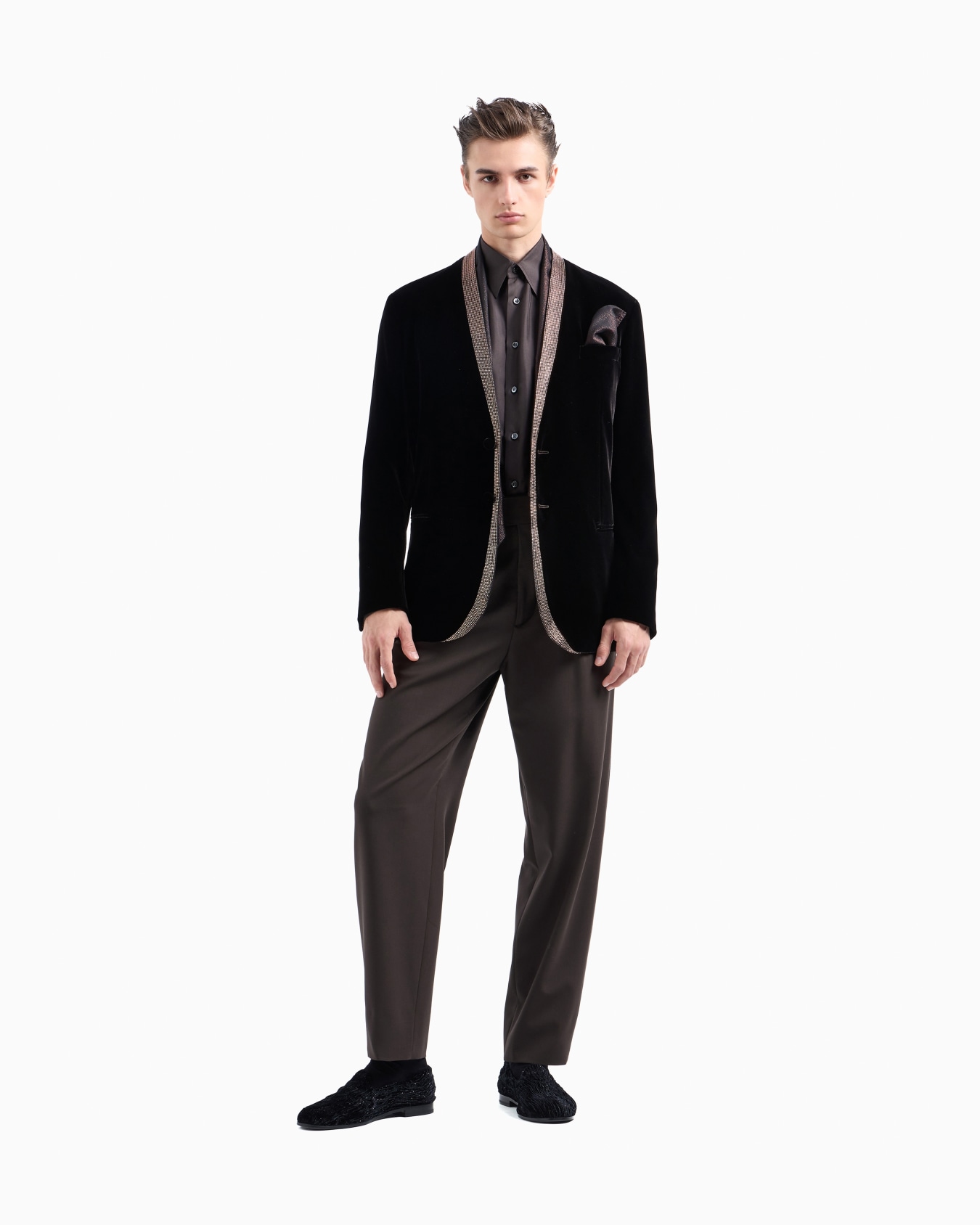 Giorgio’s velvet single-breasted tuxedo jacket Slide 2