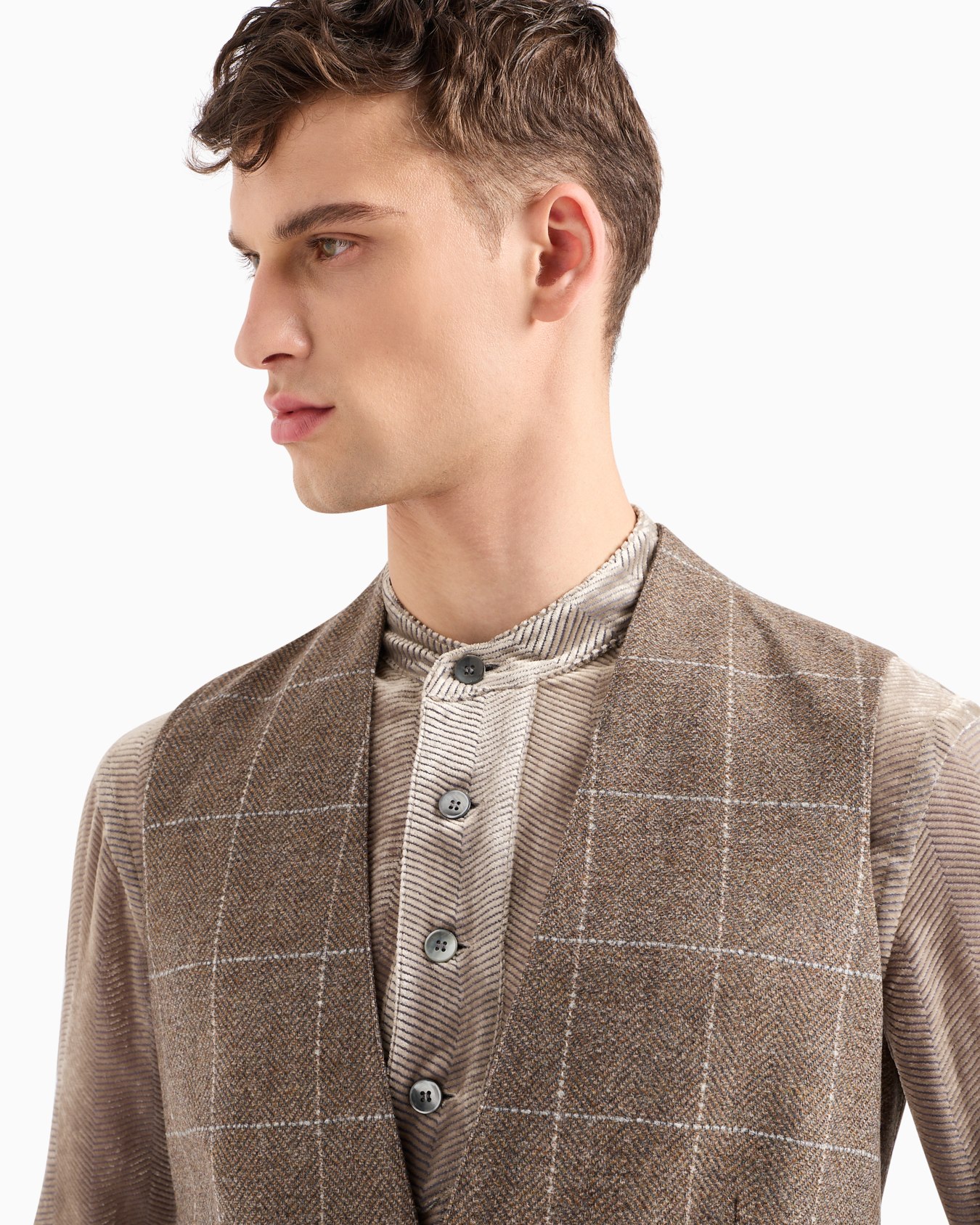 Single-breasted waistcoat in a wool and viscose canneté Slide 5