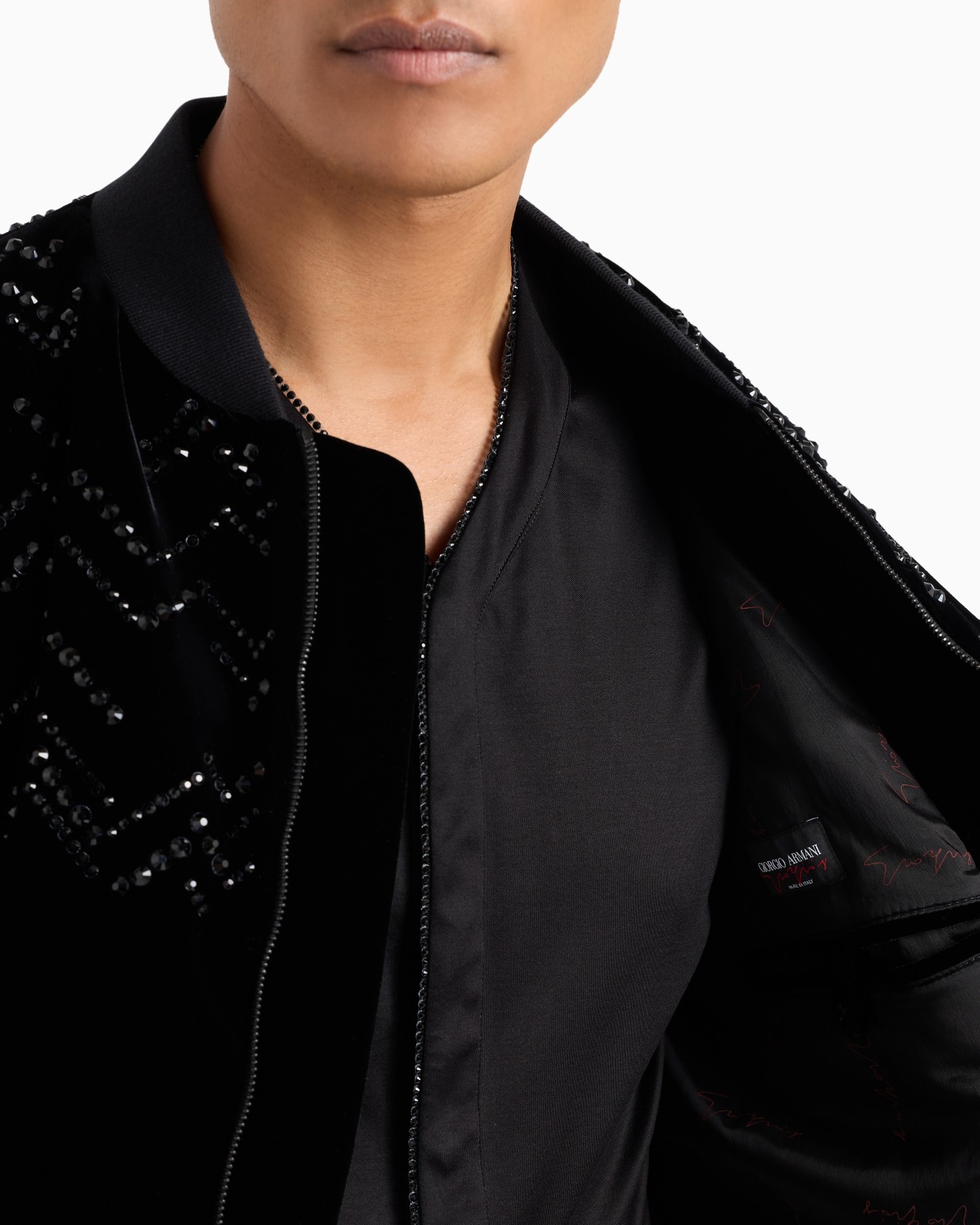 Giorgio's Bomber in velluto con strass applicati Slide 5