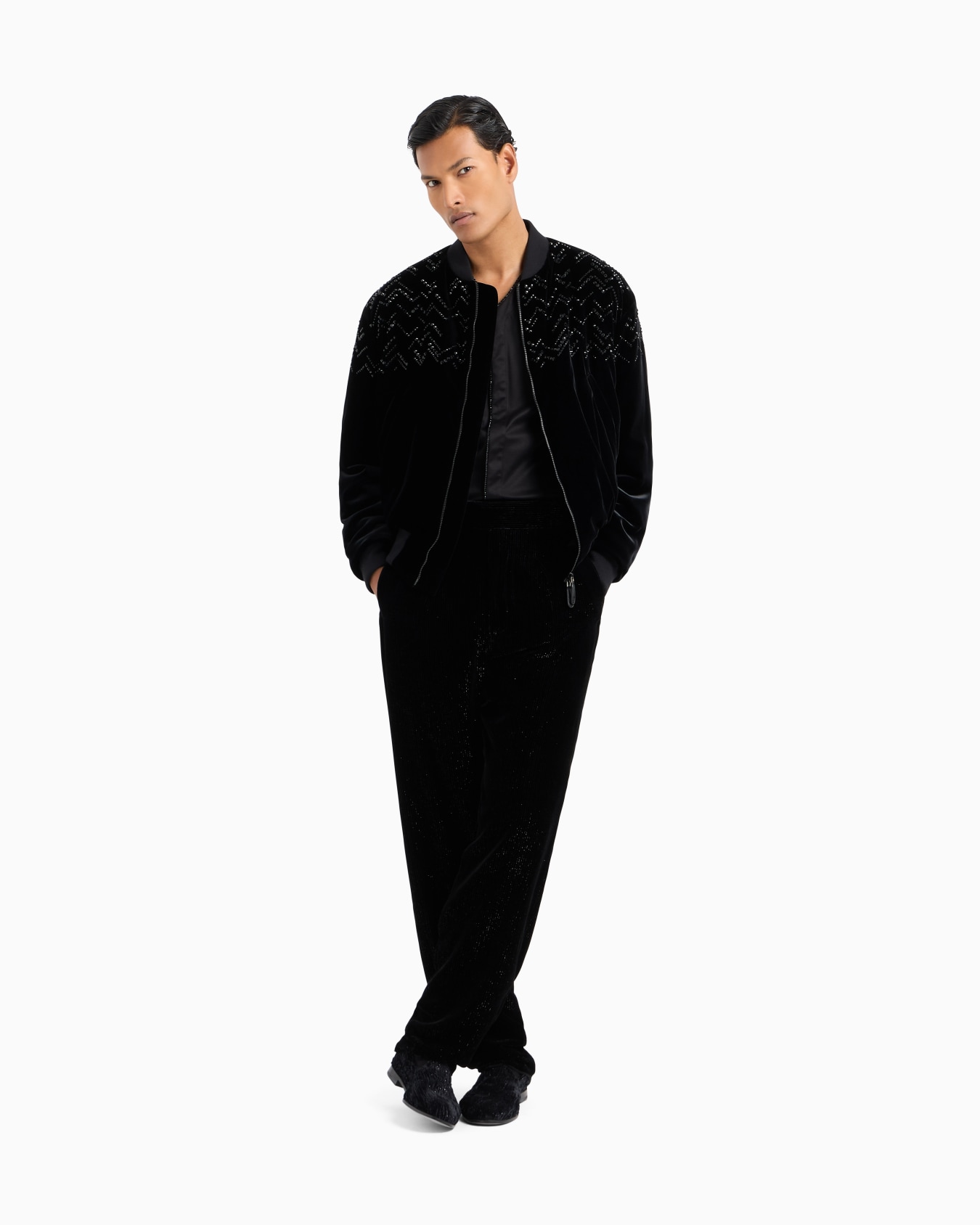 Giorgio's Bomber in velluto con strass applicati Slide 1
